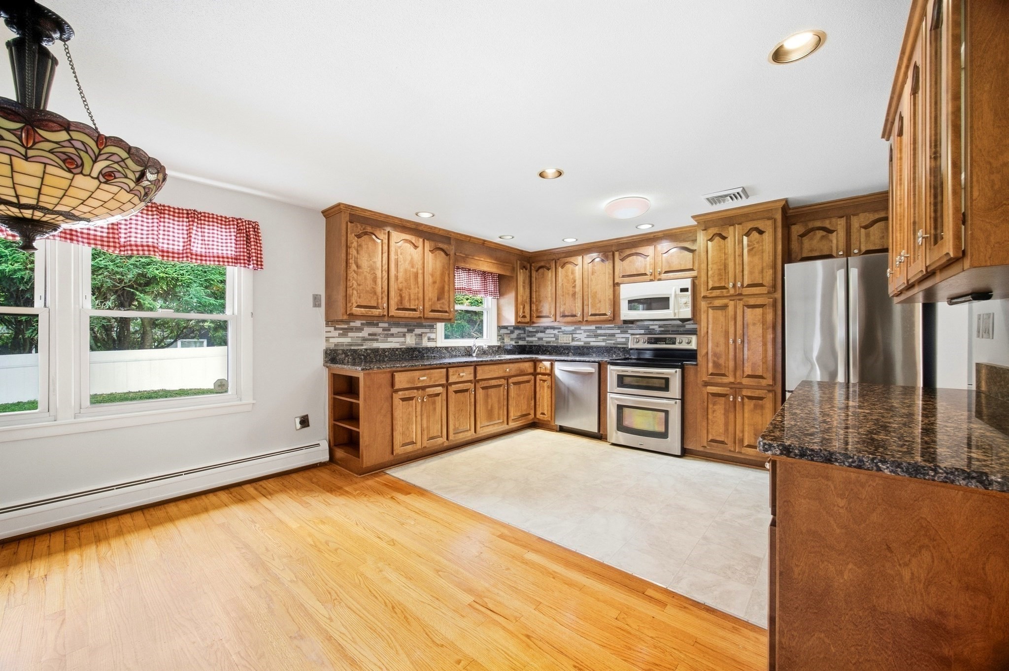 2 Drake Lane Property Photo 8