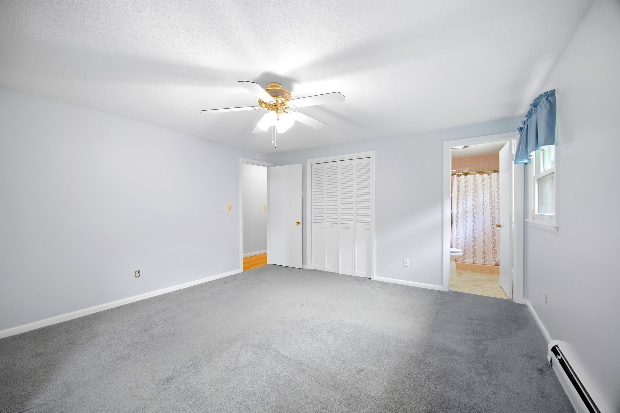 2 Drake Lane Property Photo 13