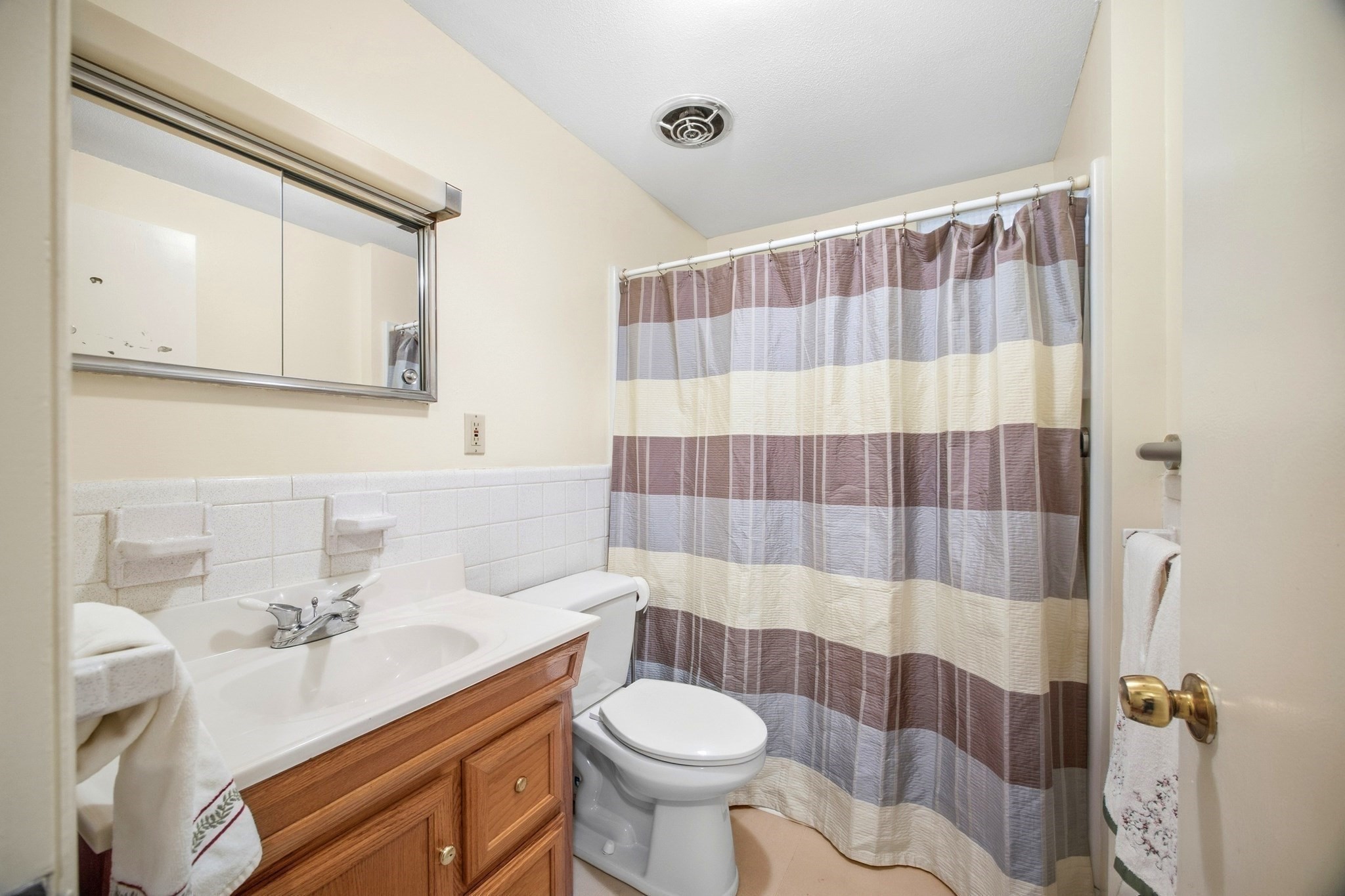 2 Drake Lane Property Photo 19