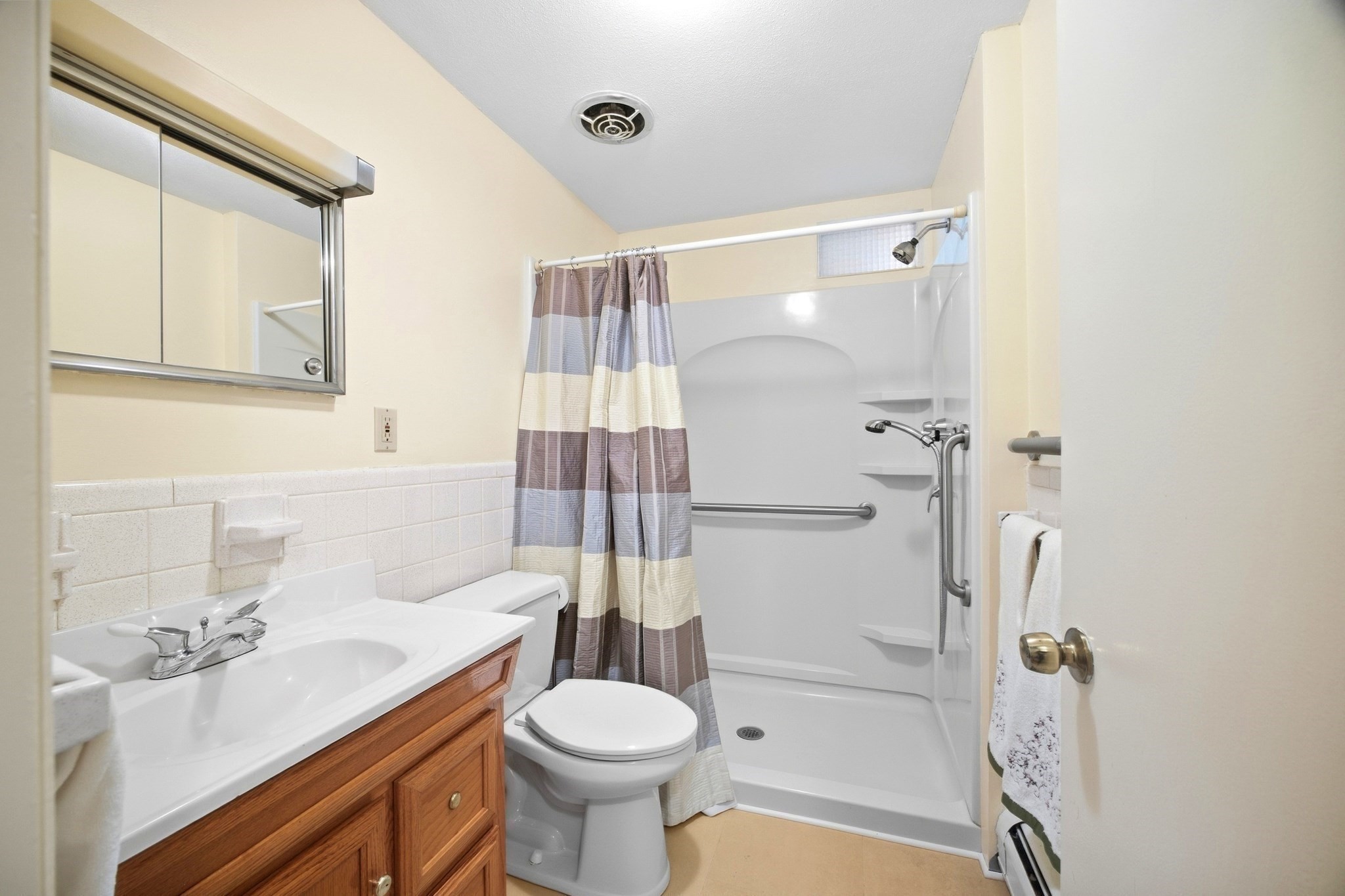 2 Drake Lane Property Photo 20
