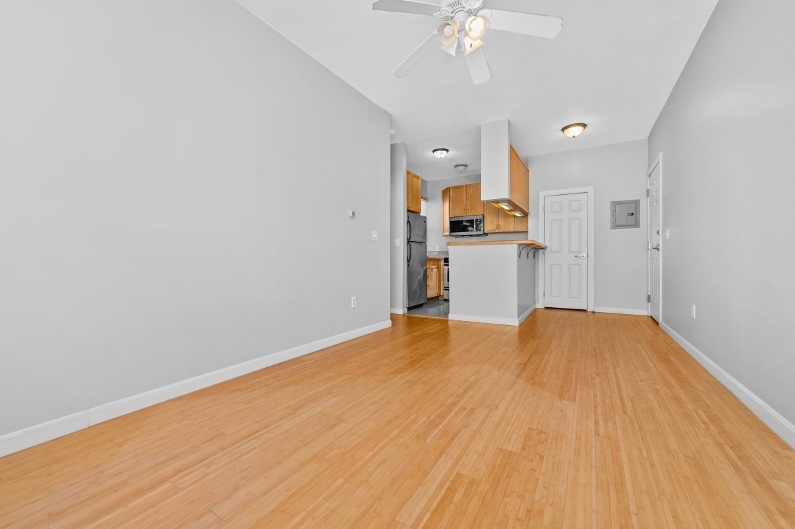 330 Summit Ave # 305 Property Photo 4