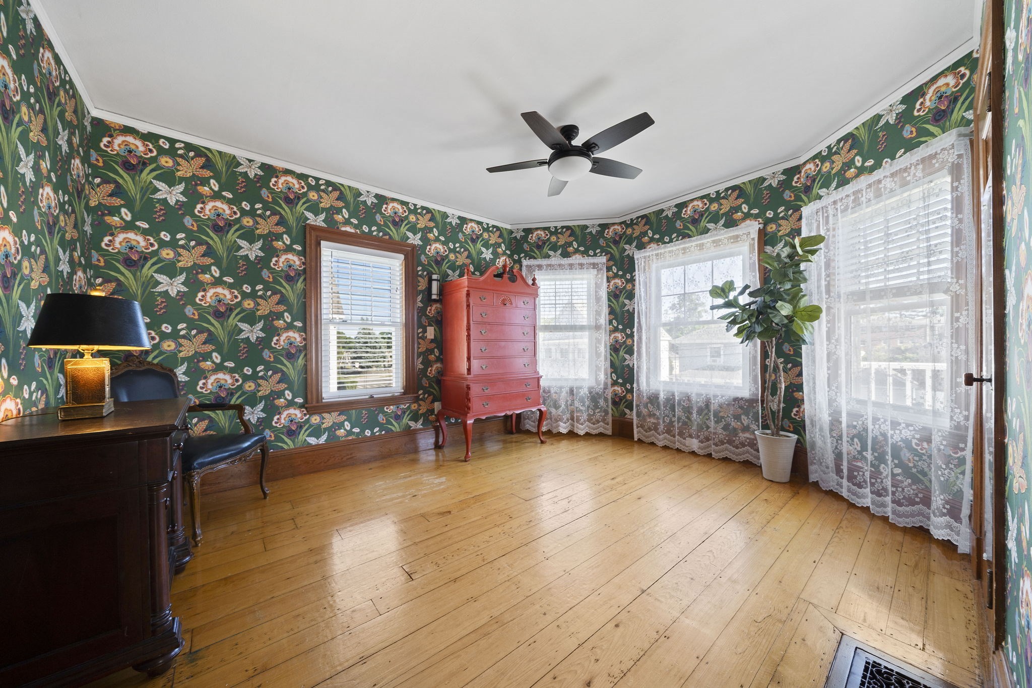 118 Merrymount Rd Property Photo 28