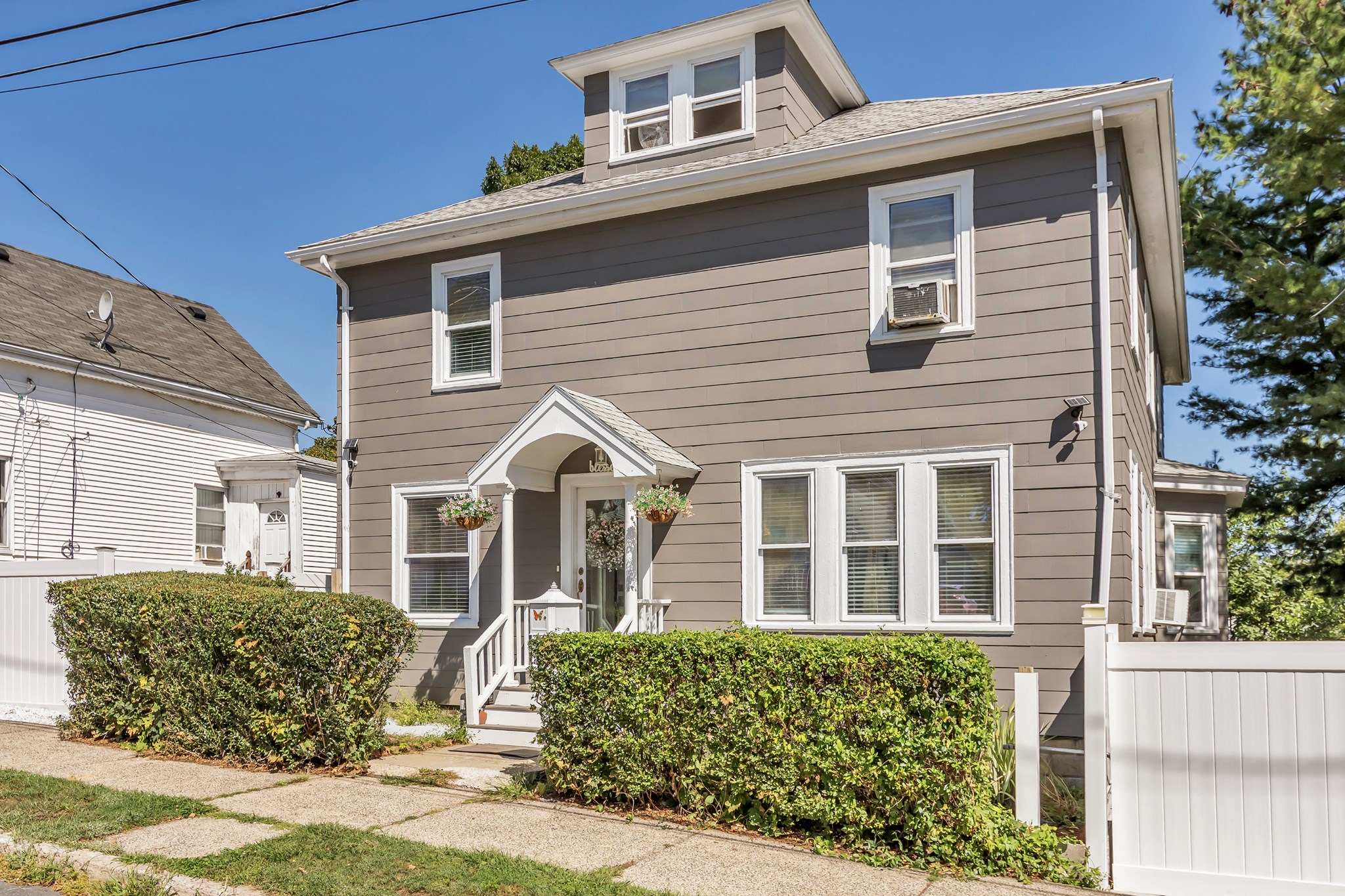 64 Webster St Property Photo 1