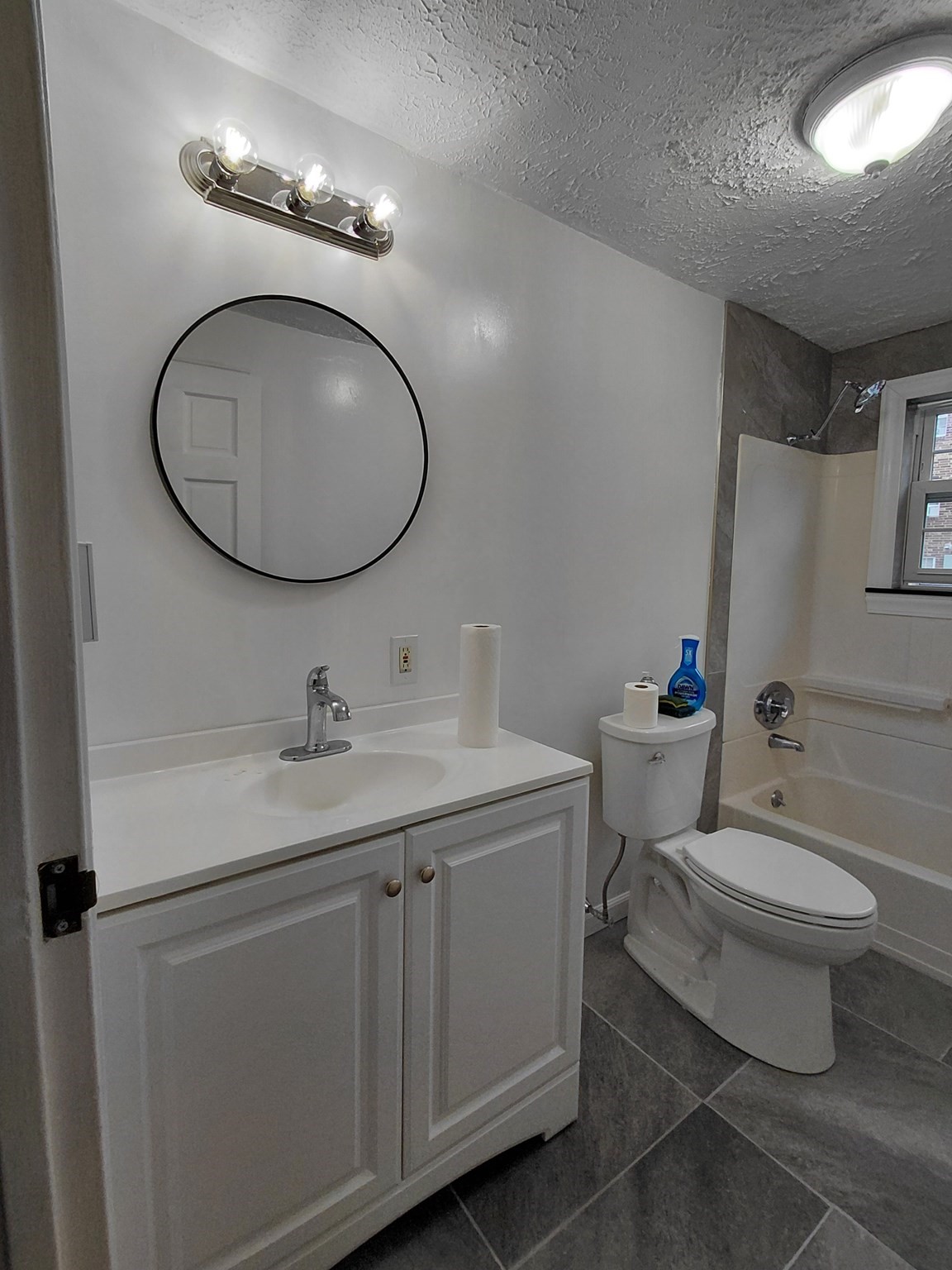 8 Walker Rd # 6 Property Photo 6