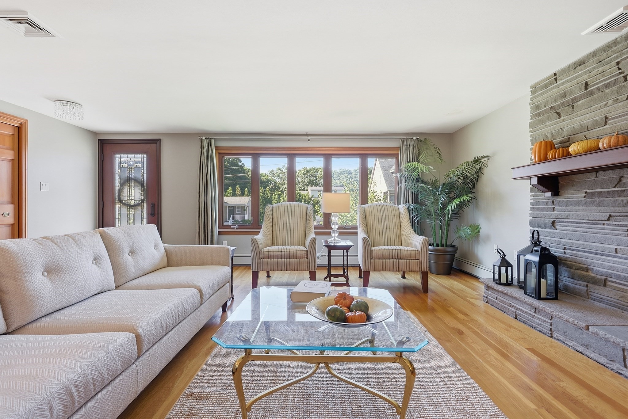 4 Nevada Road Property Photo 3