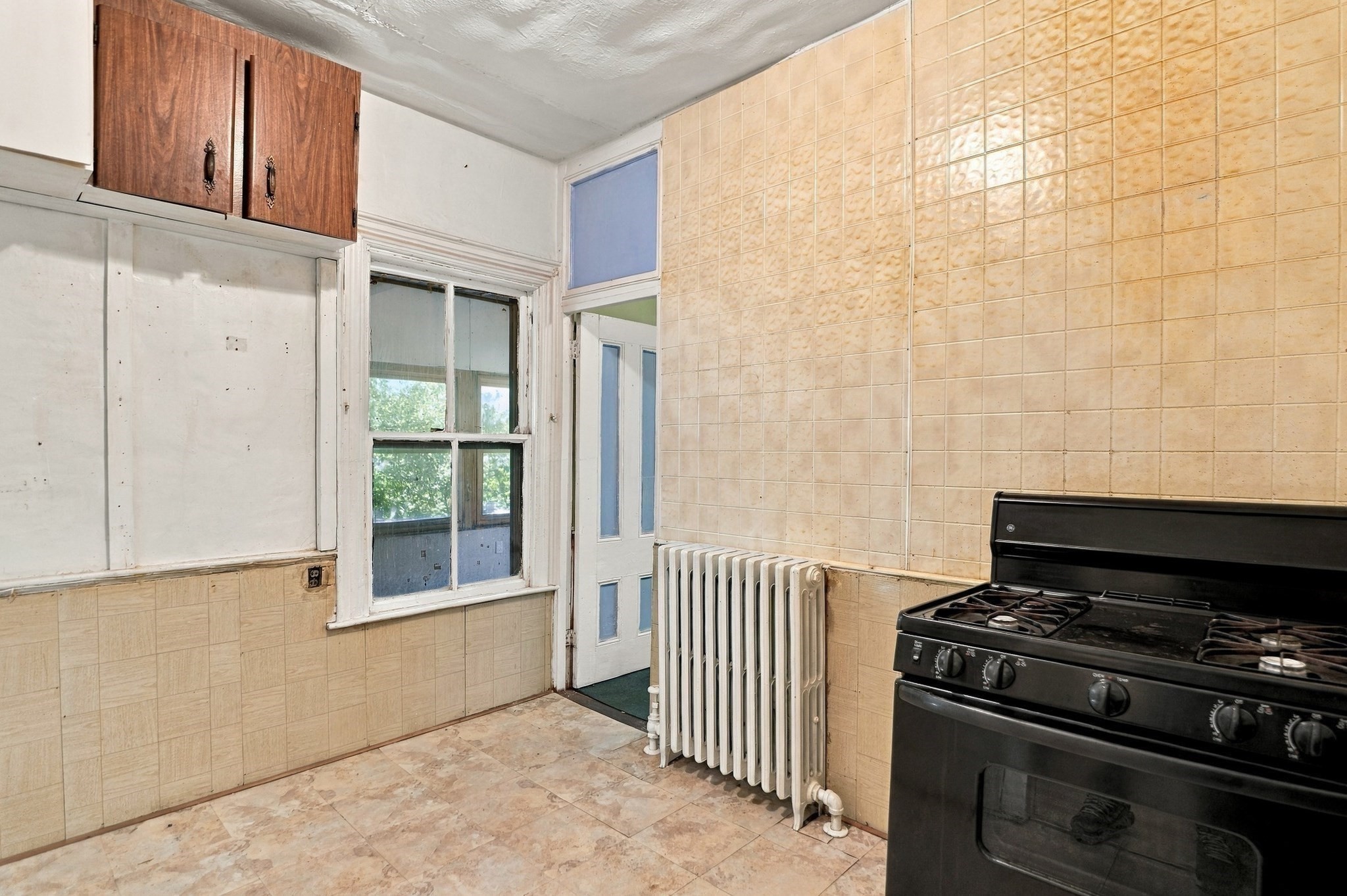 27 Cranston Street Property Photo 8
