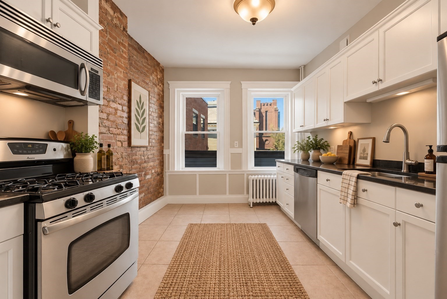 17 Green St # 2 Property Photo 6