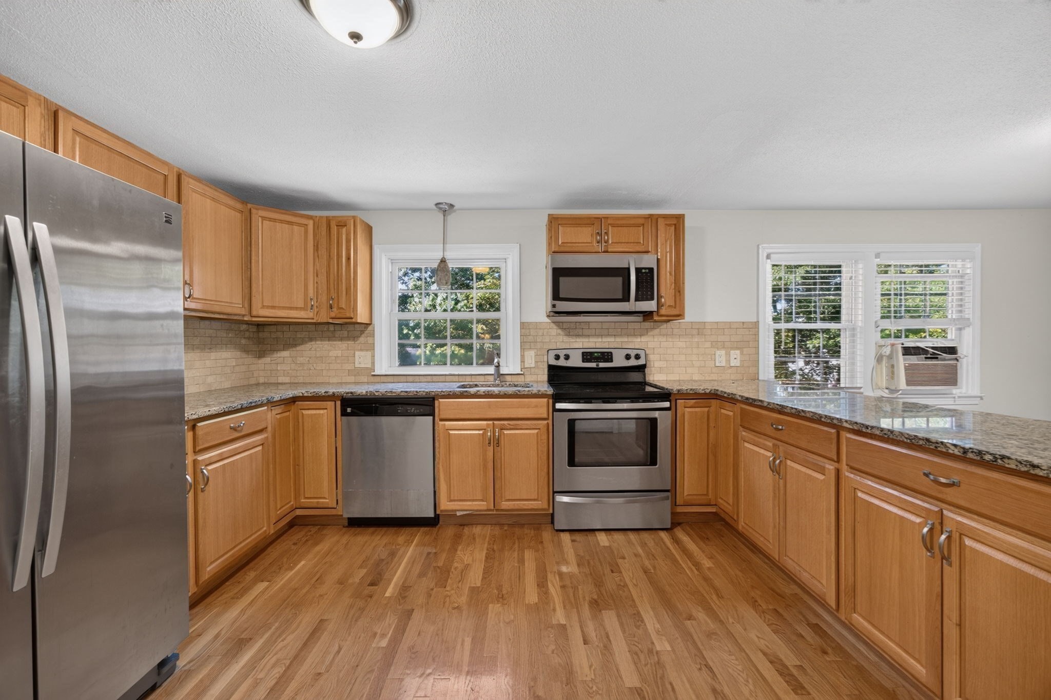 7 Madeline Rd Property Photo 3
