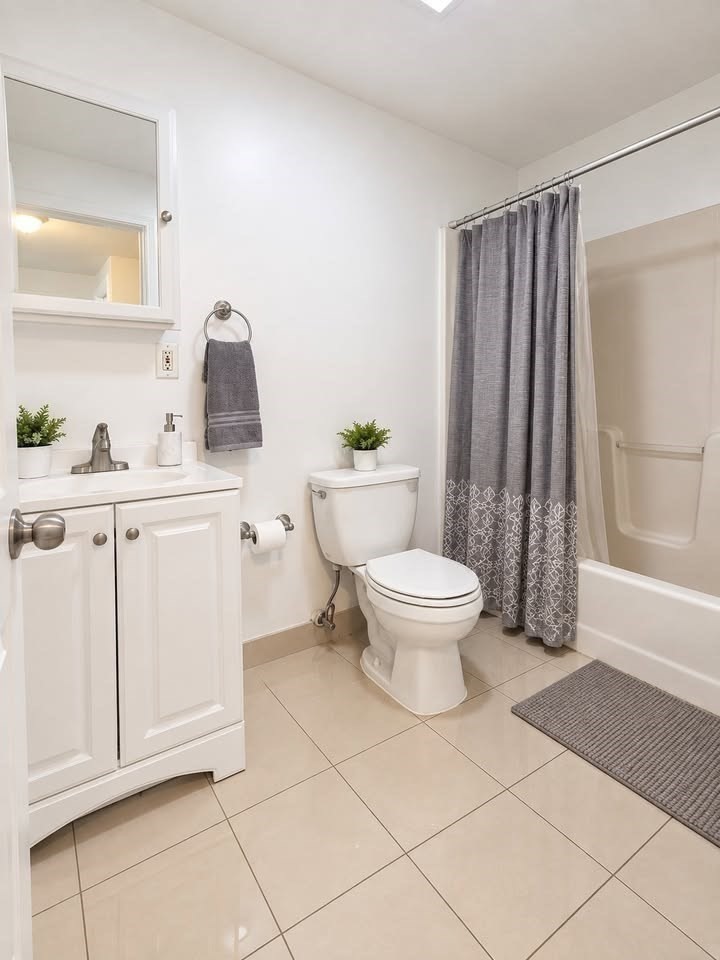 143 Arlington St # Z Property Photo 6