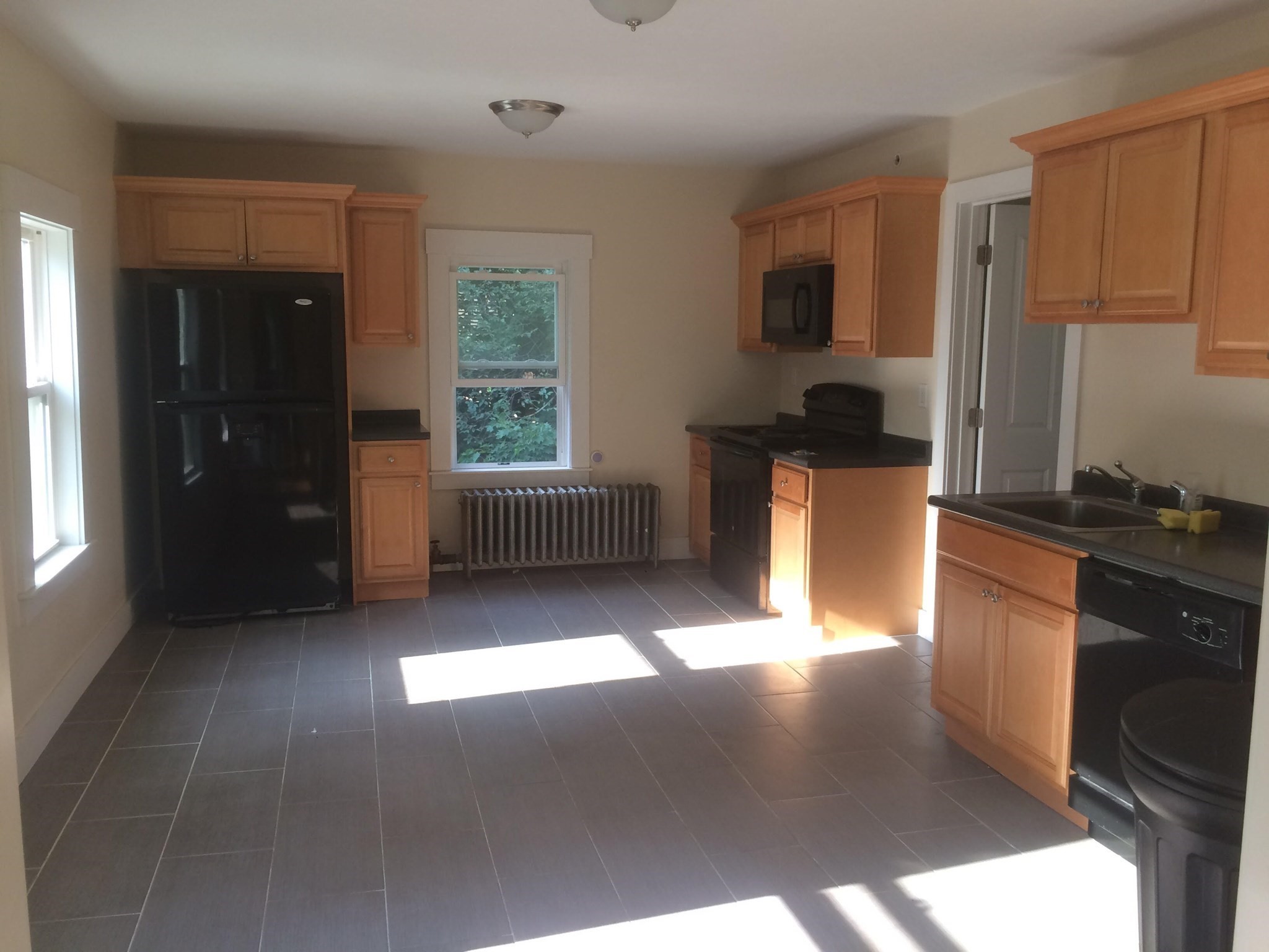 11 Hawes # 3 Property Photo 1