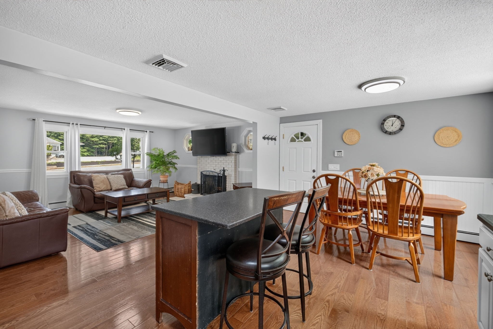315 Broadway Property Photo 7