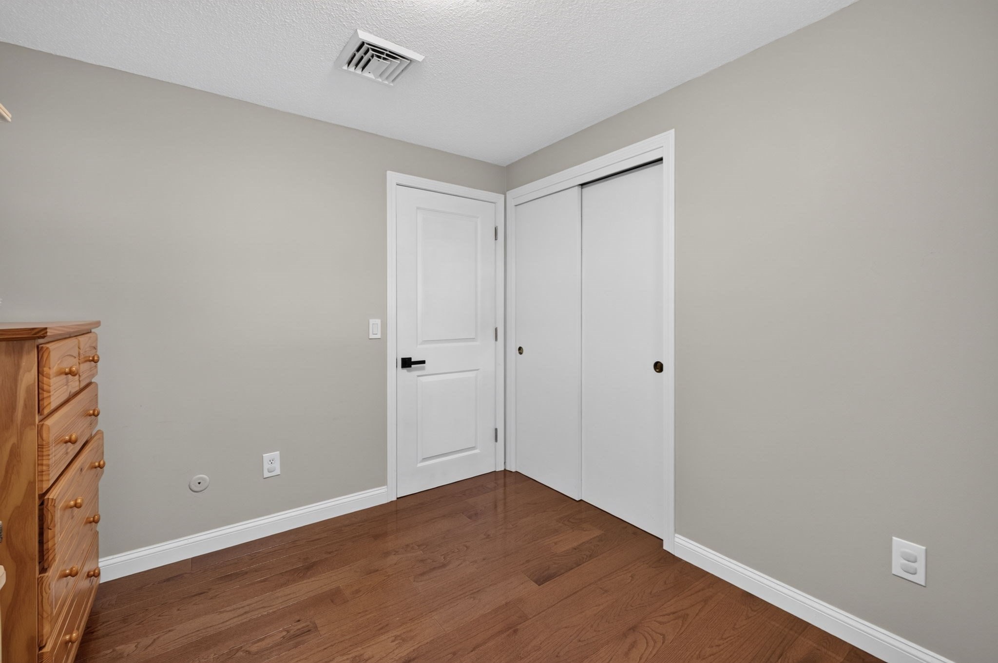315 Broadway Property Photo 17