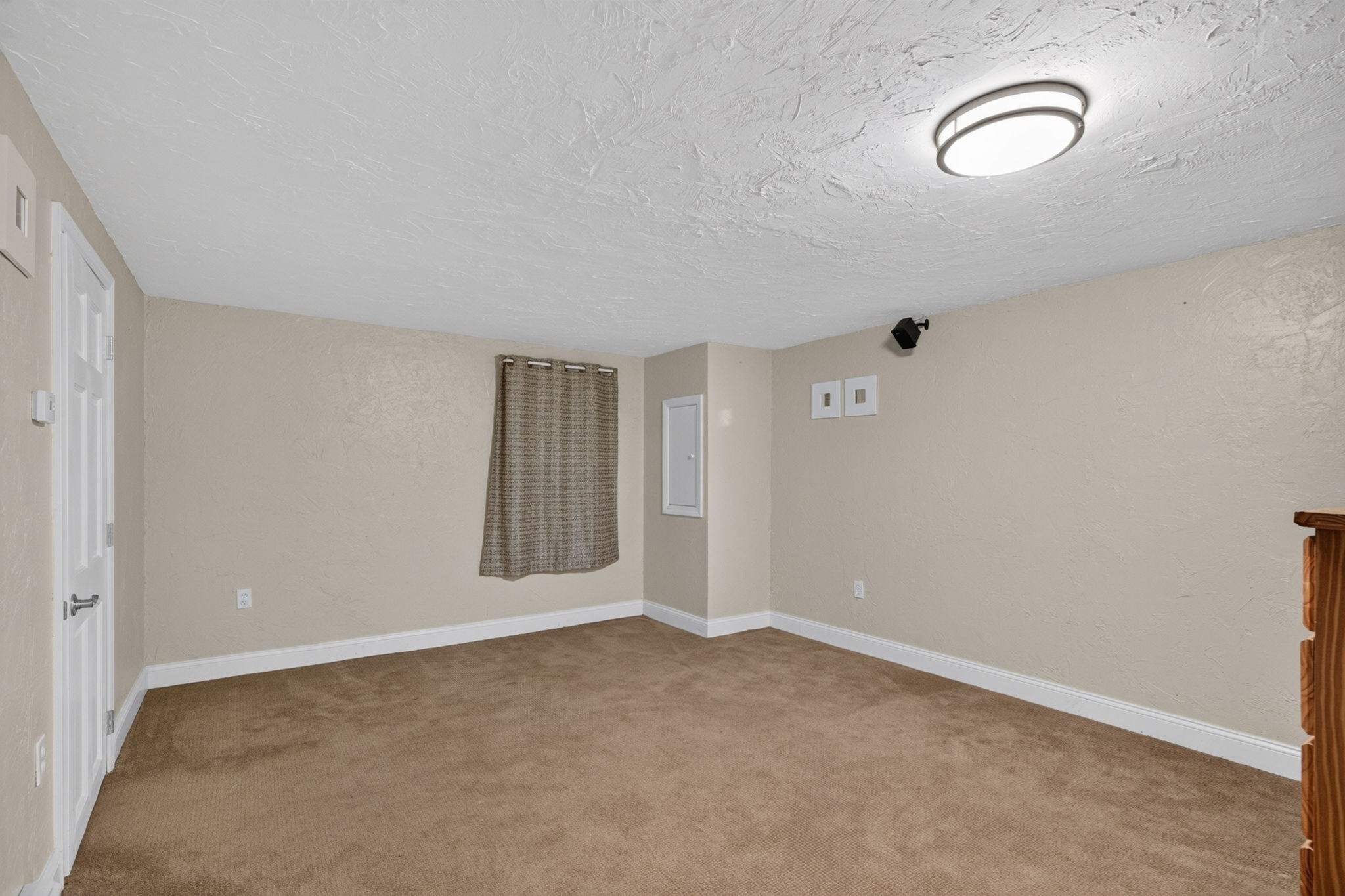 315 Broadway Property Photo 29