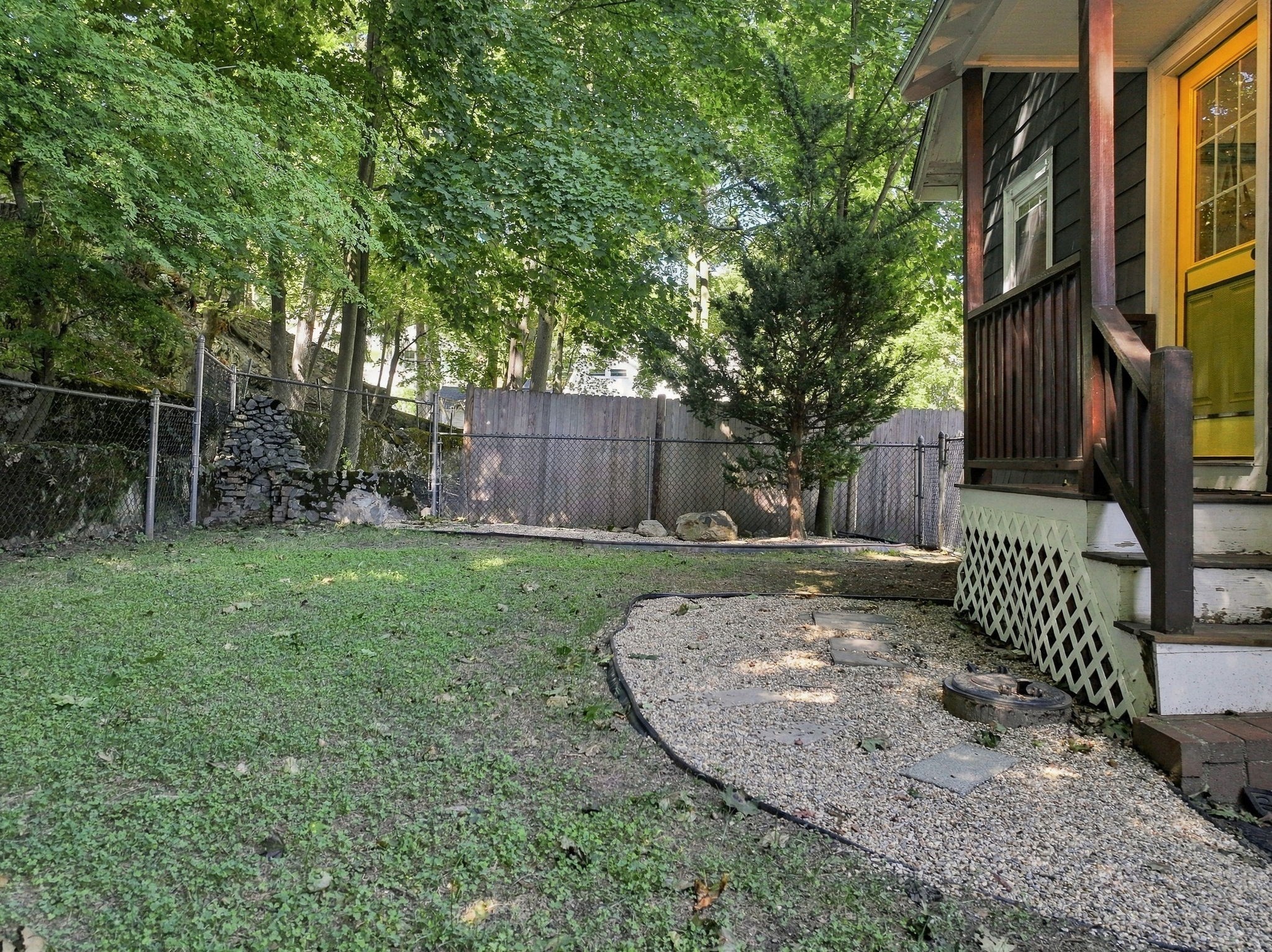 46 Maple Rd Property Photo 6