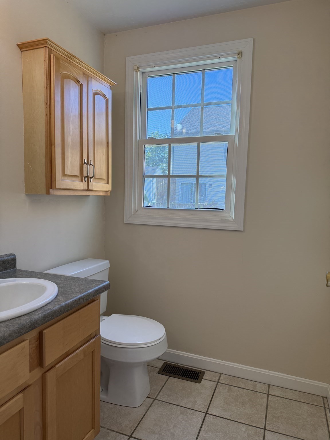 10 Fuller Ave # 24 Property Photo 10