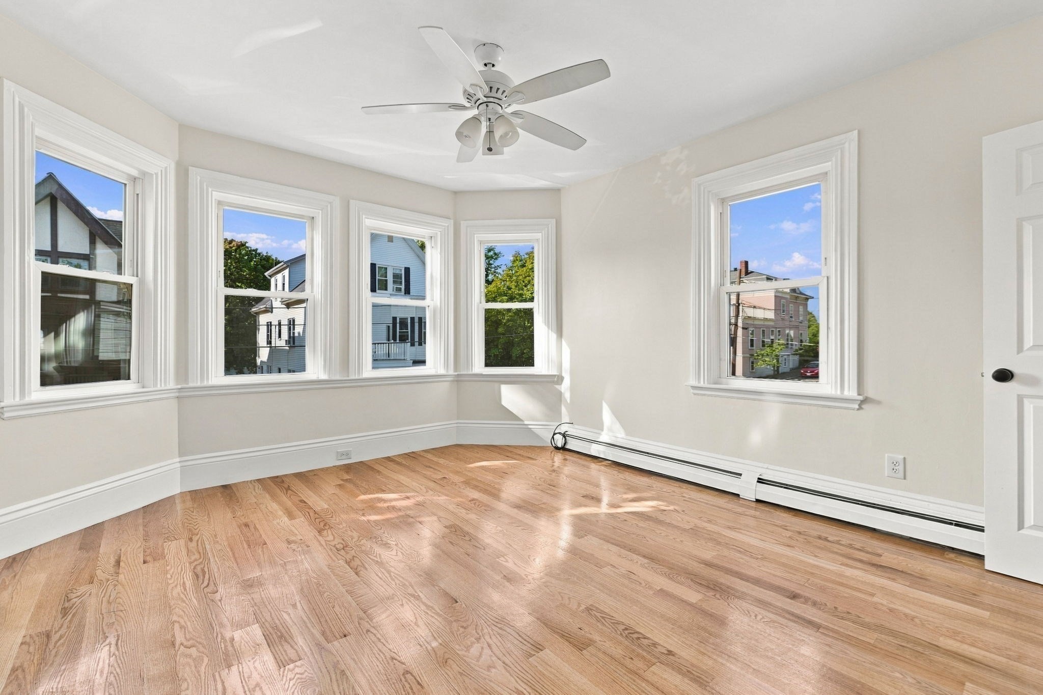5 Willow Ave Property Photo 2