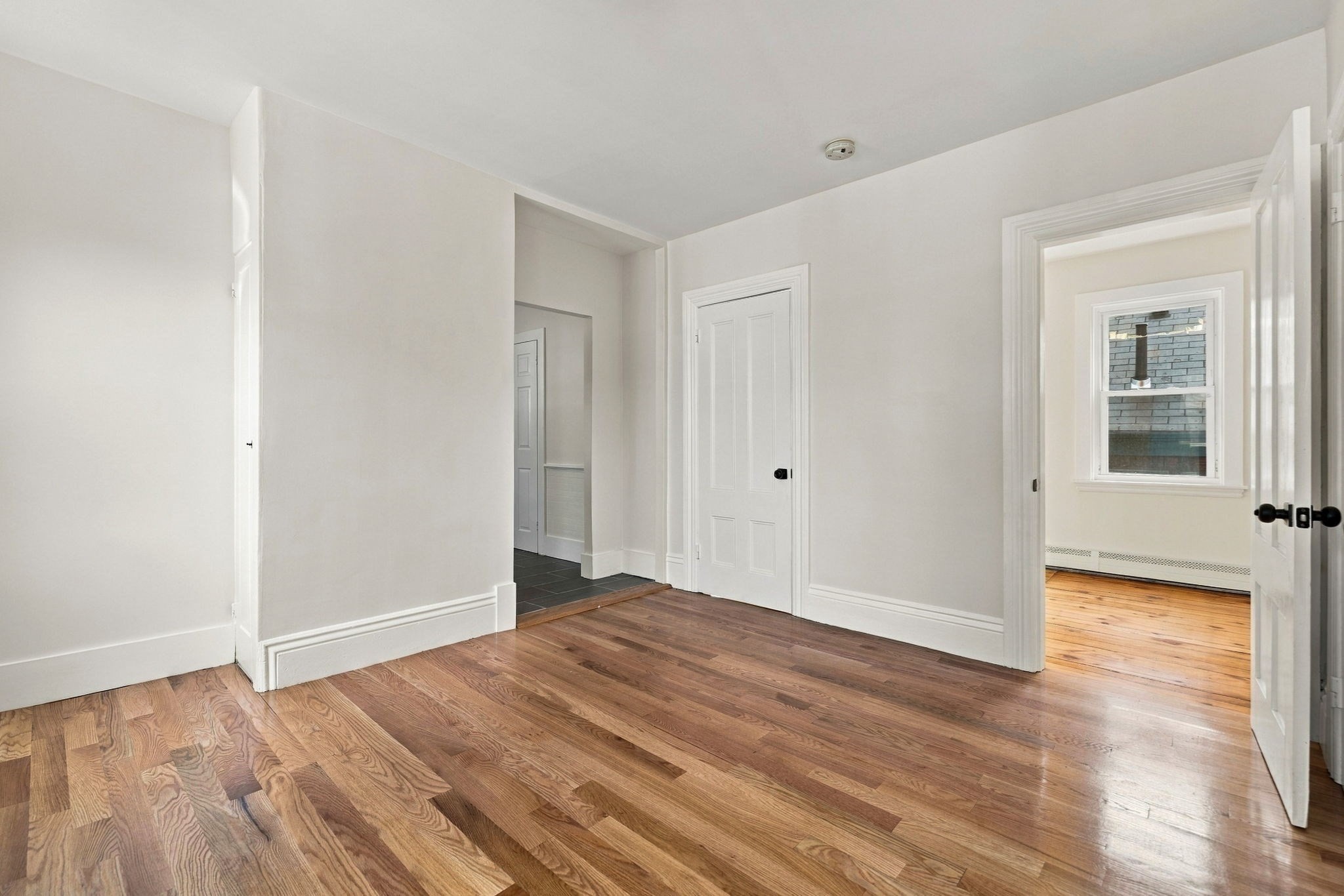5 Willow Ave Property Photo 5