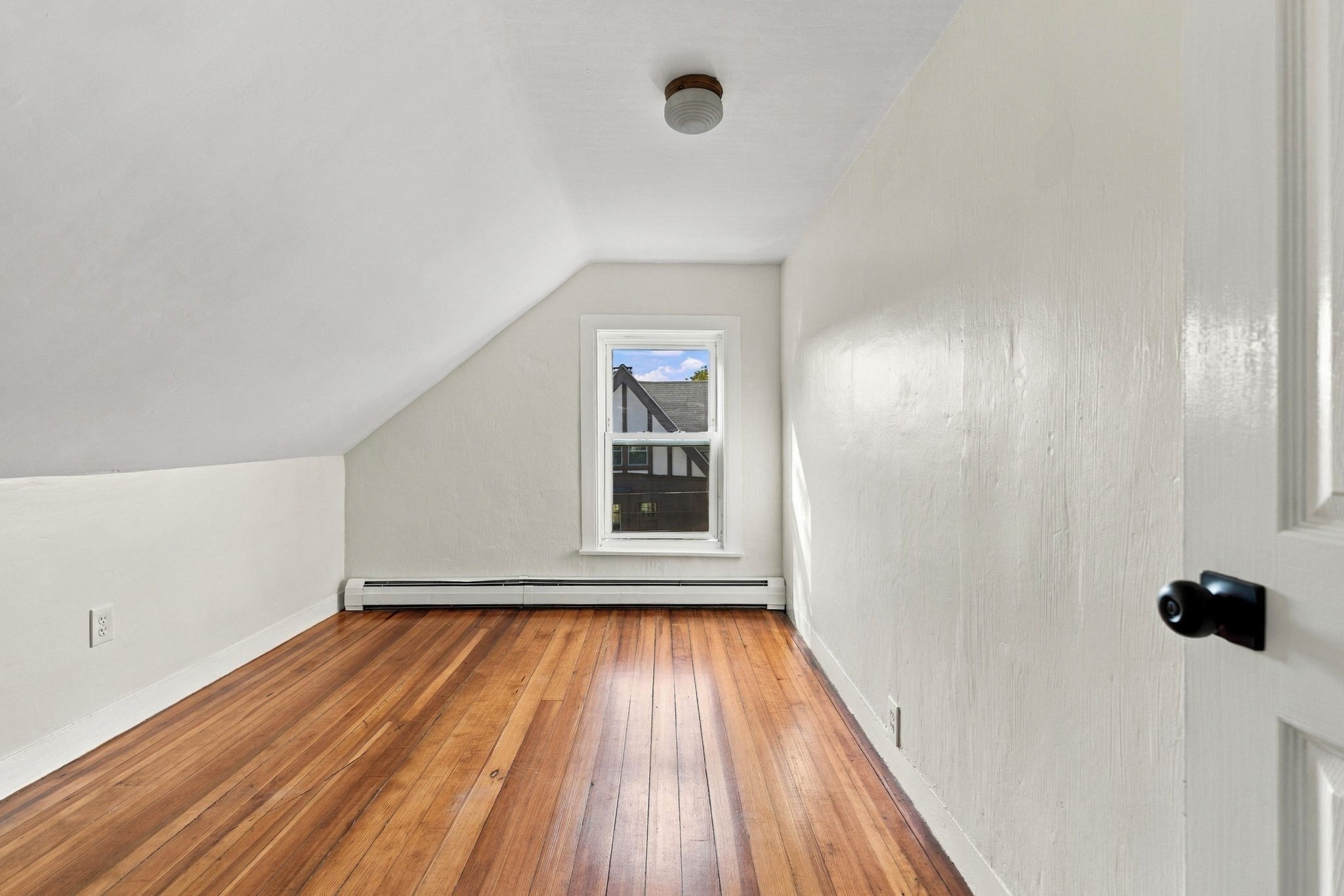 5 Willow Ave Property Photo 13