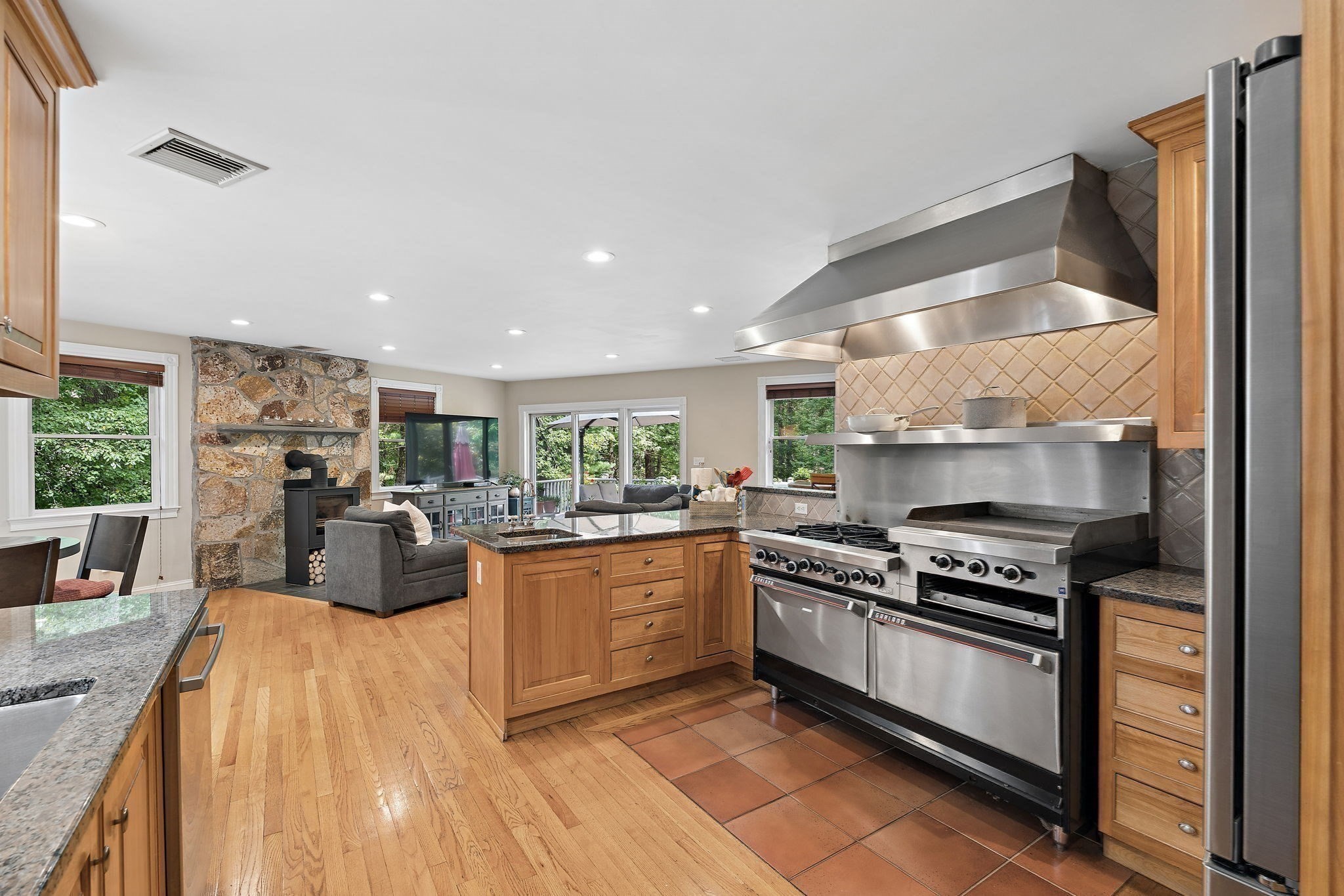 160 Range Road Property Photo 5
