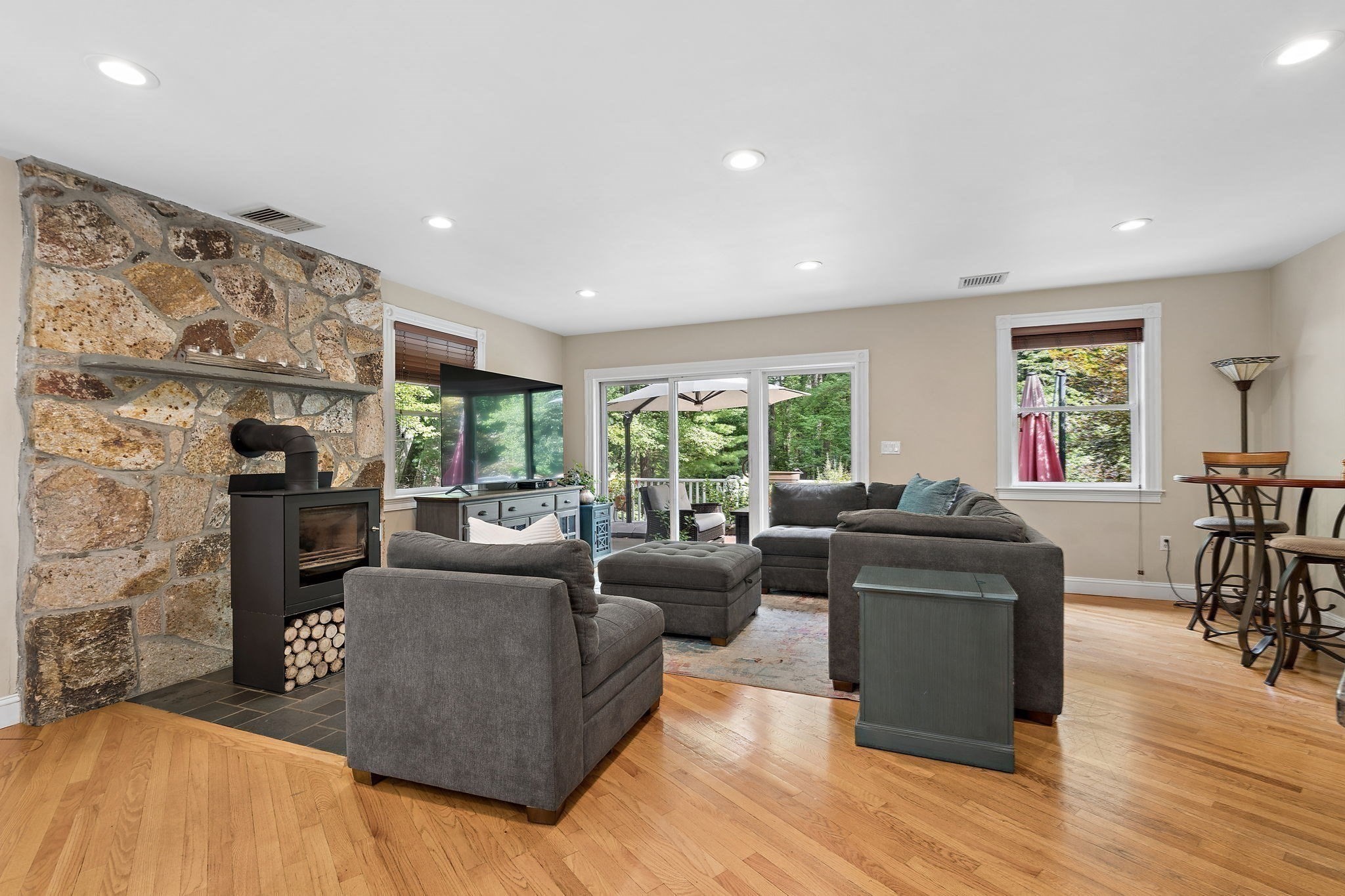 160 Range Road Property Photo 10
