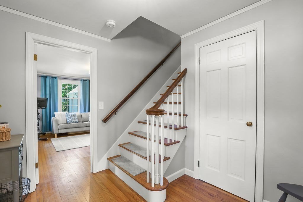 159 S Broadway Property Photo 6