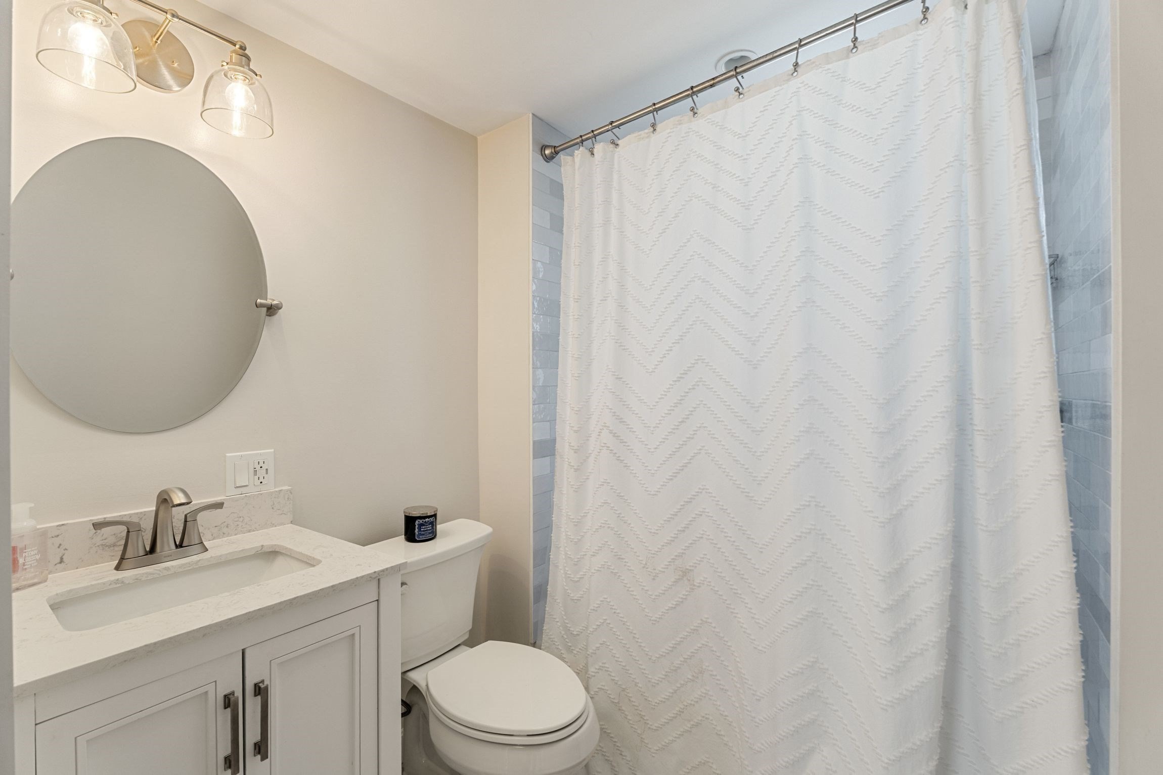 11 Clifton Ave Property Photo 8