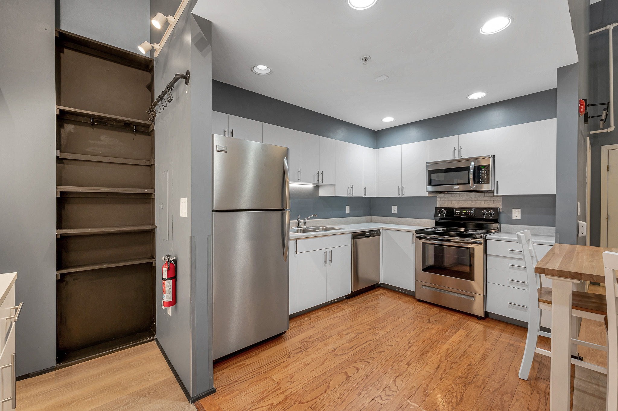 172 Middle St # 204 Property Photo 6