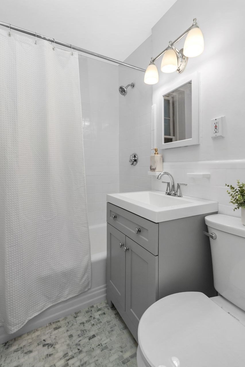 37 Commonwealth Ave # 12 Property Photo 10