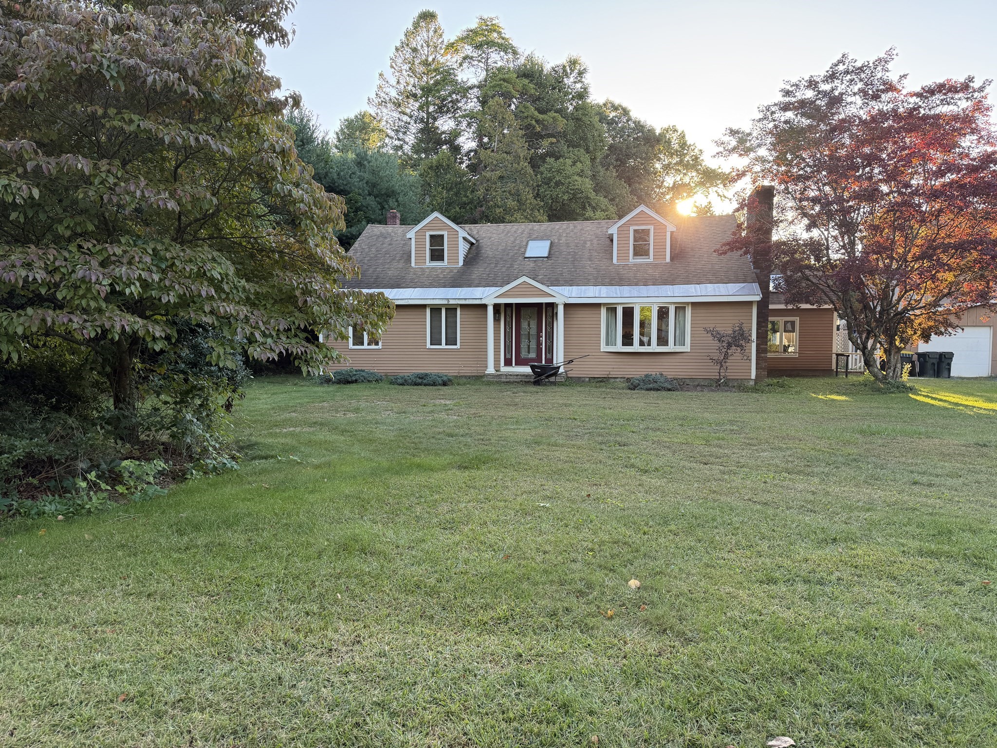 434 Center Street Property Photo 1