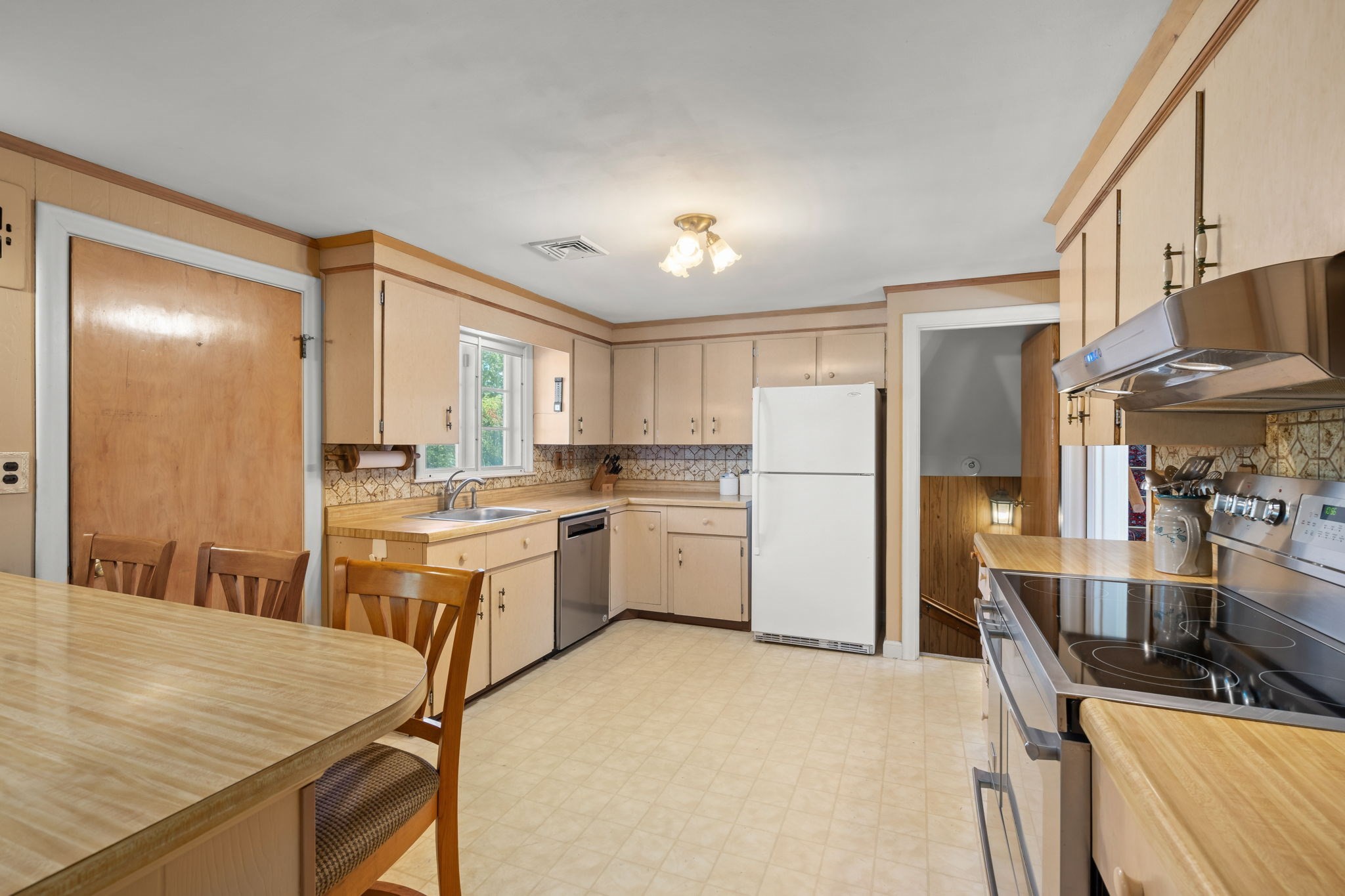 121 Wentworth Street Property Photo 12