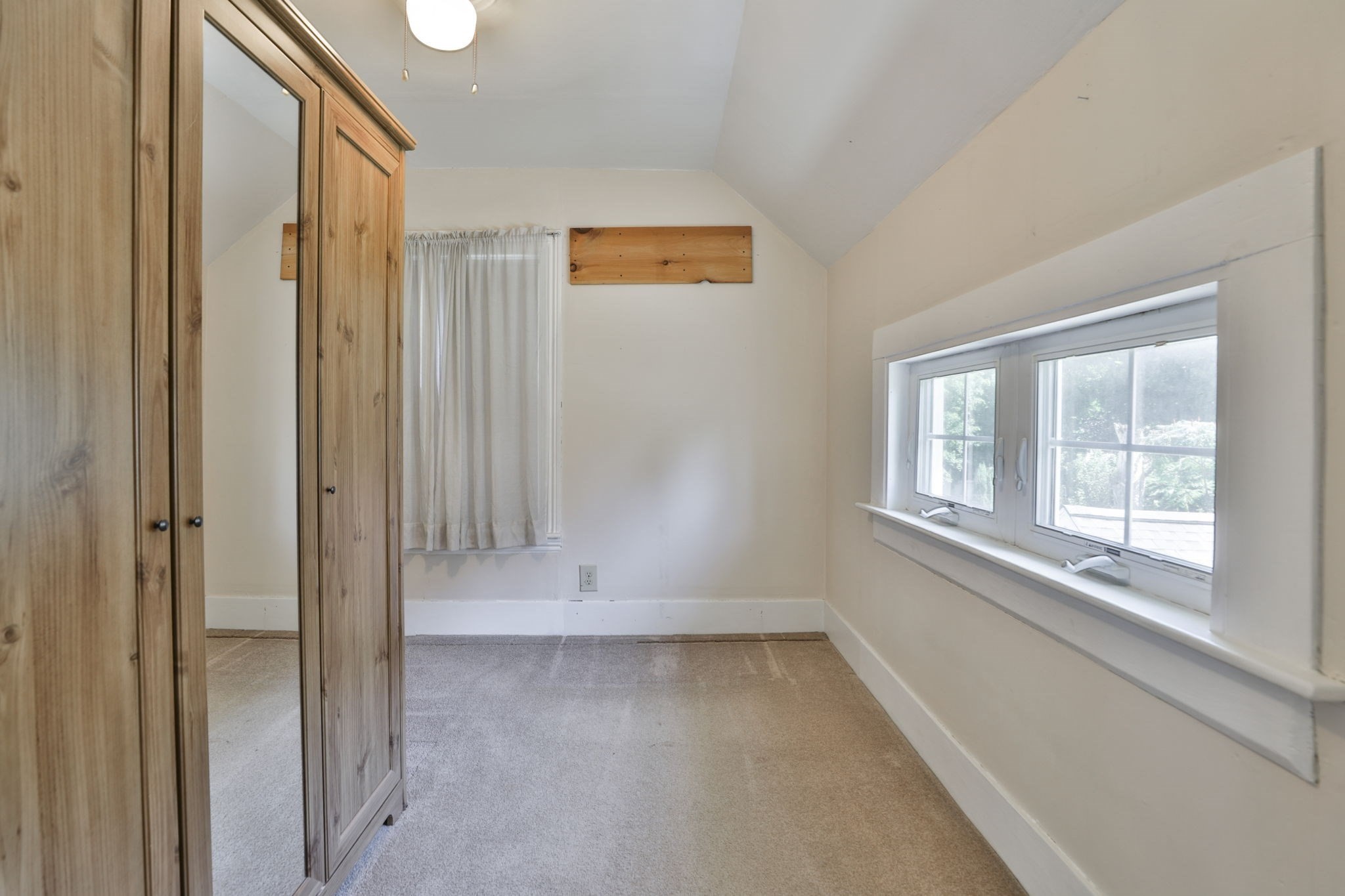 13 Collins St Property Photo 31