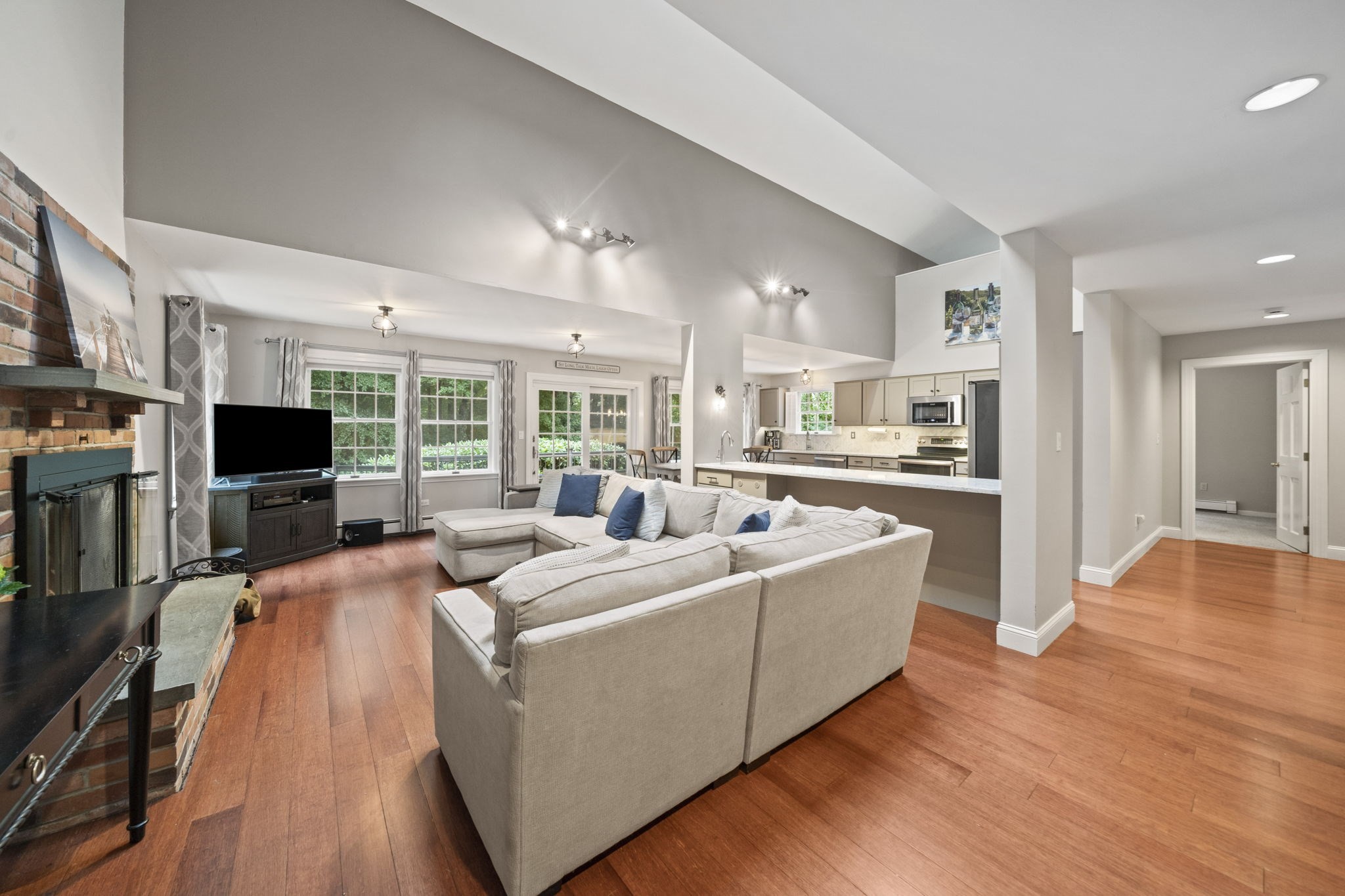 1 Millets Ln Property Photo 10