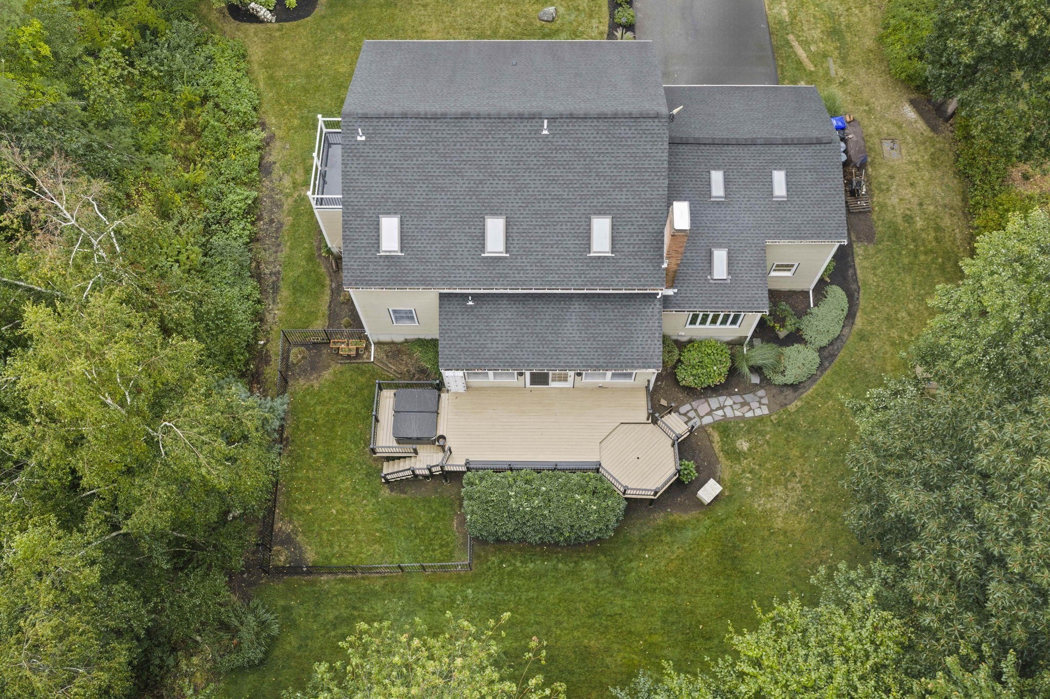 1 Millets Ln Property Photo 42