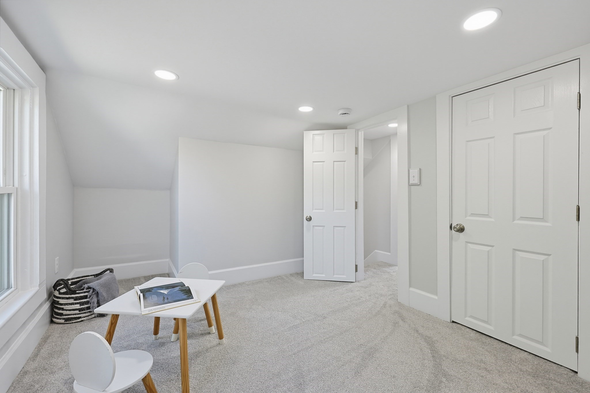 165 Chestnut St Property Photo 32