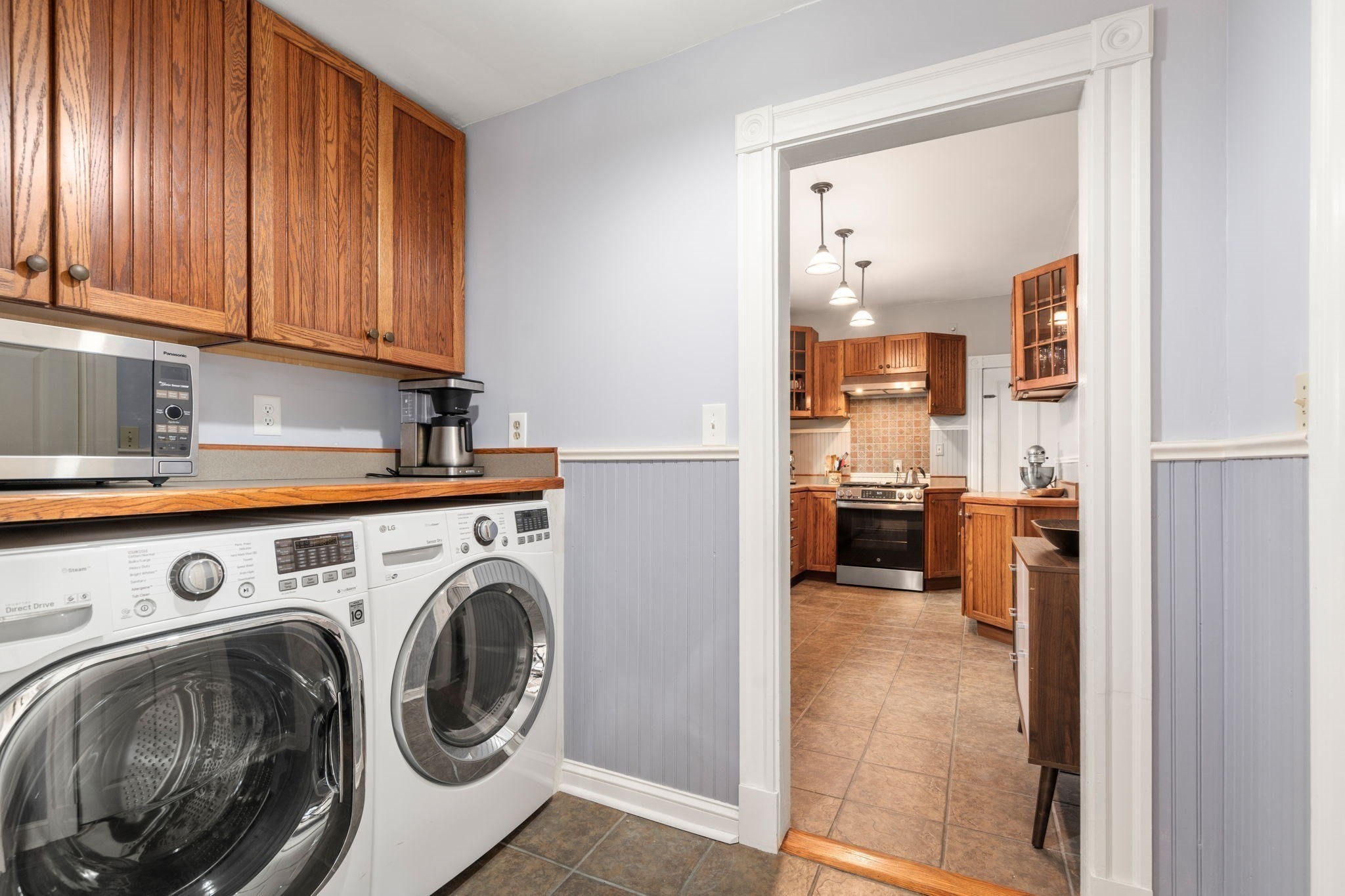 30 Dracut Street Property Photo 16