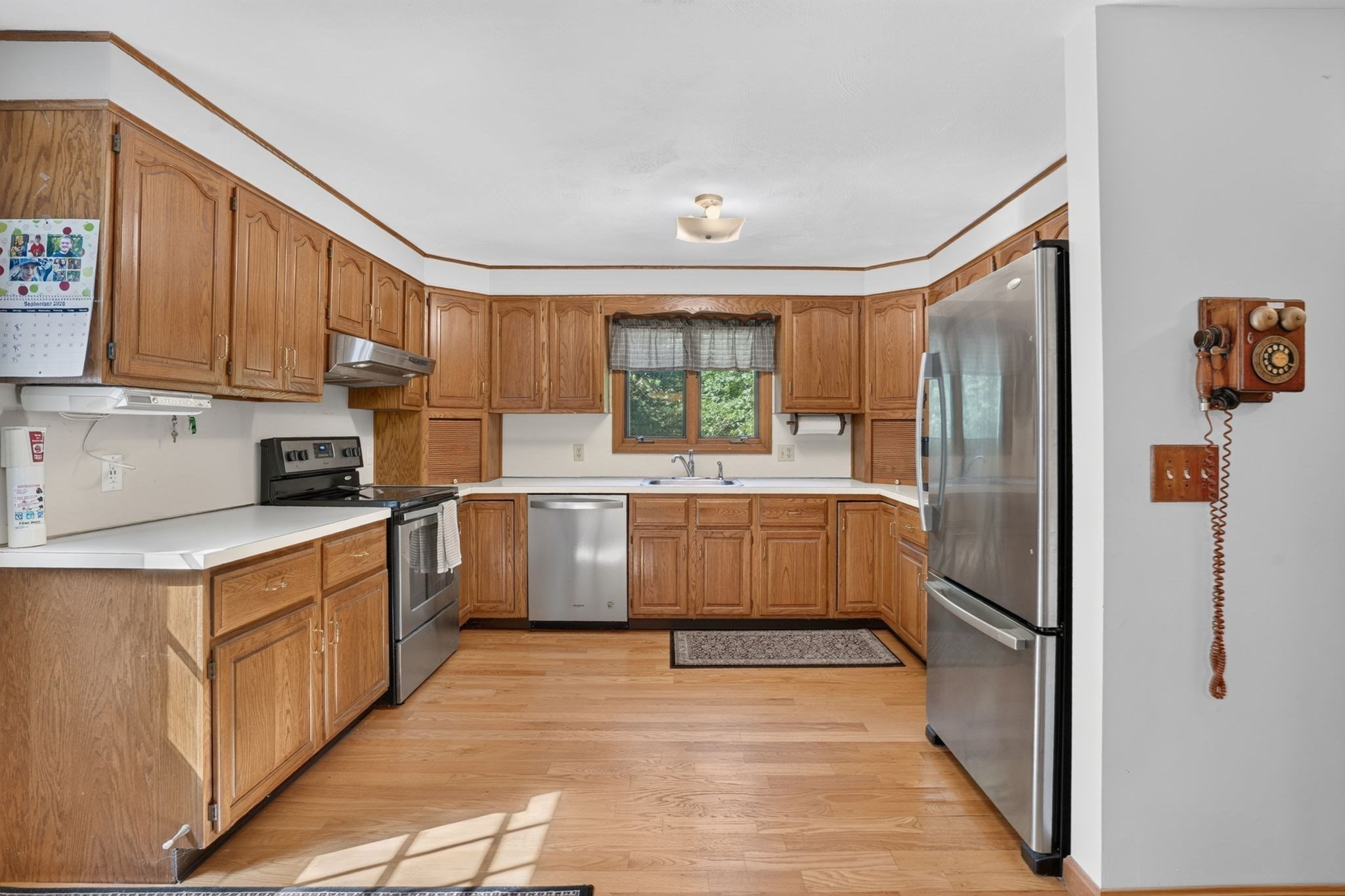 210 Tispaquin St Property Photo 8