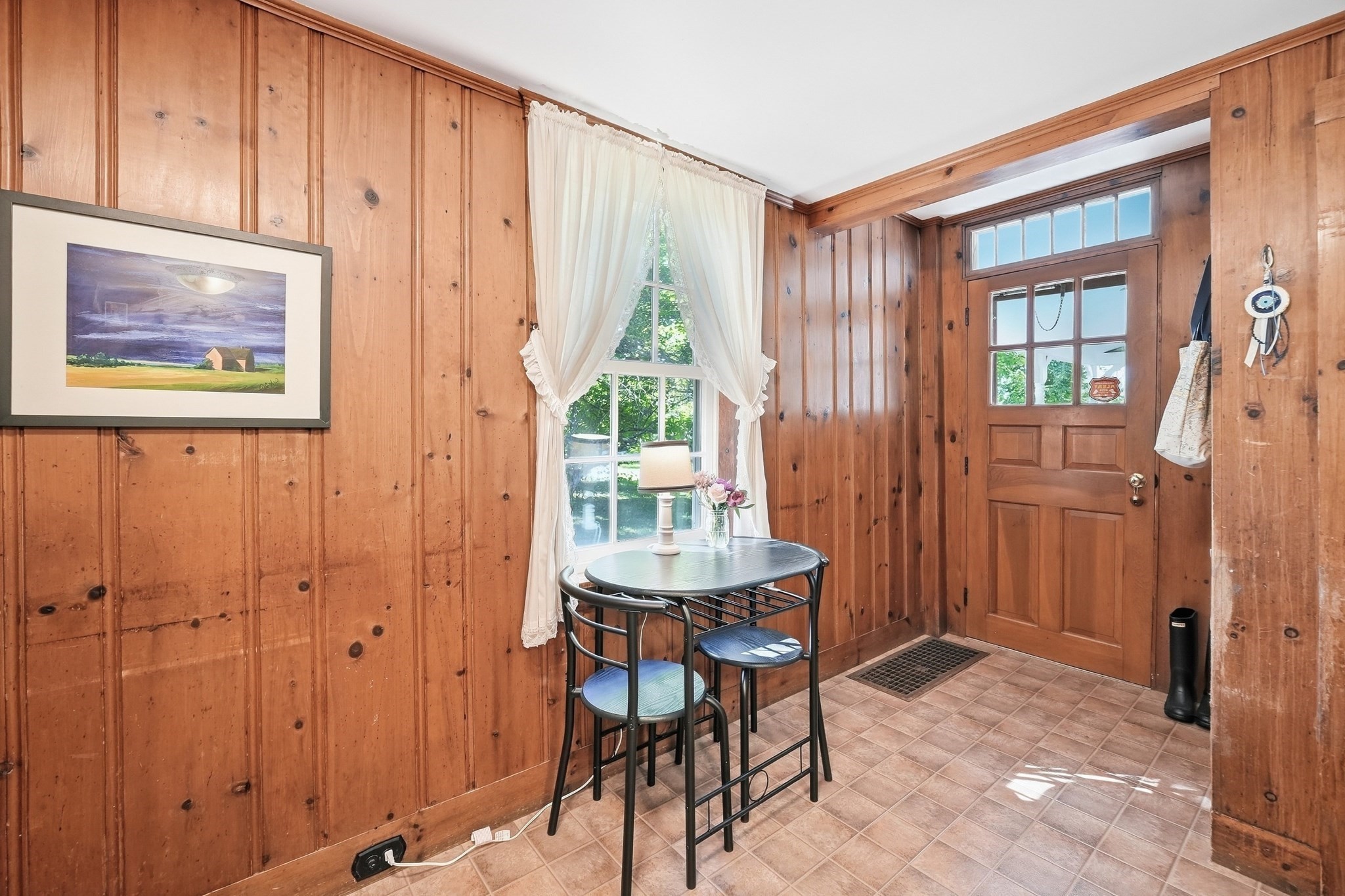 84 Maple Street Property Photo 7