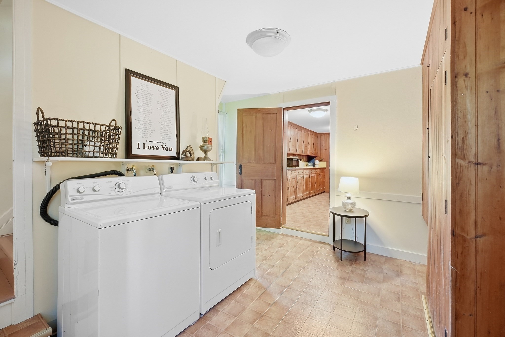 84 Maple Street Property Photo 15