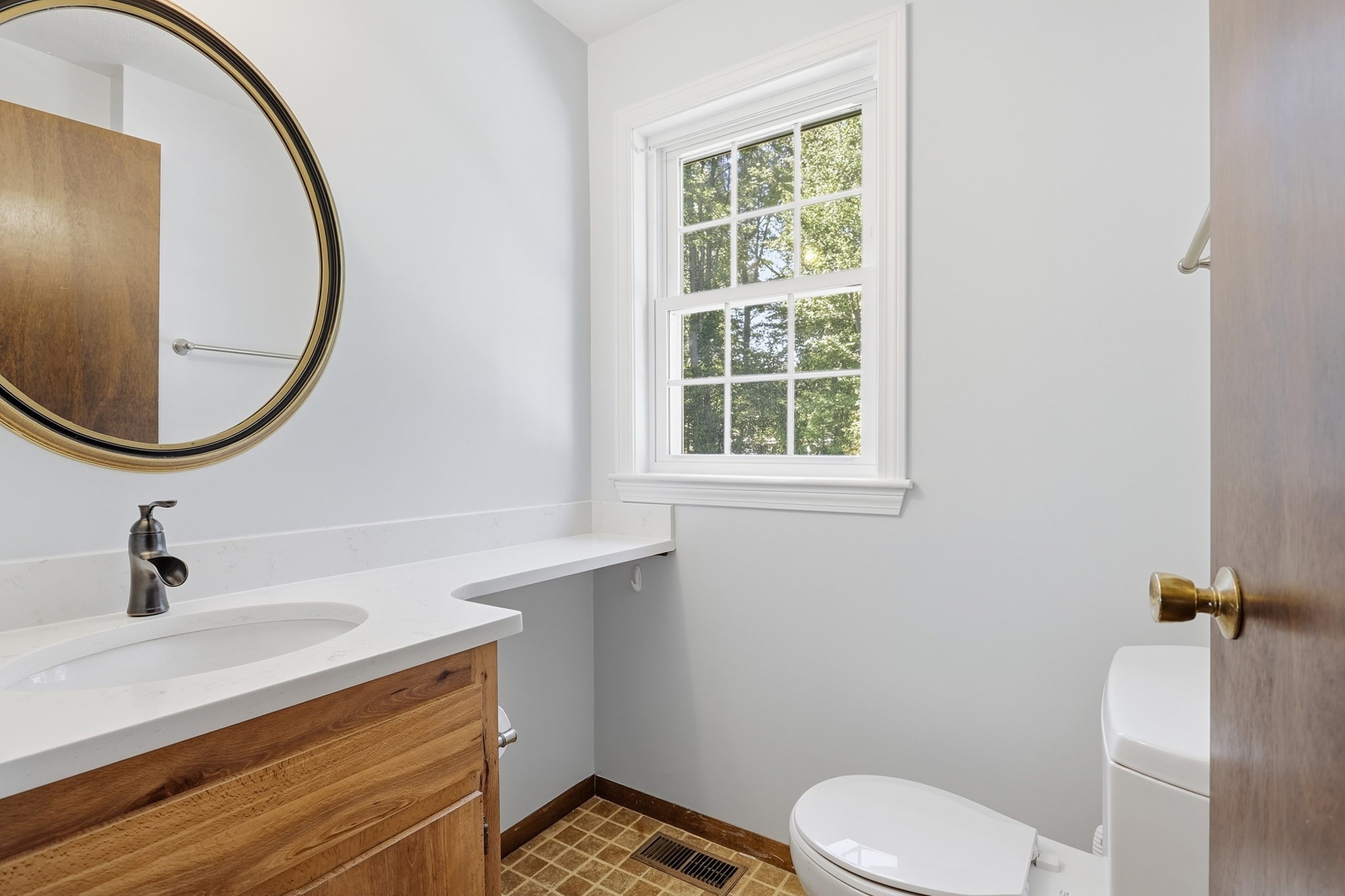 100 Baldwin # 100 Property Photo 10