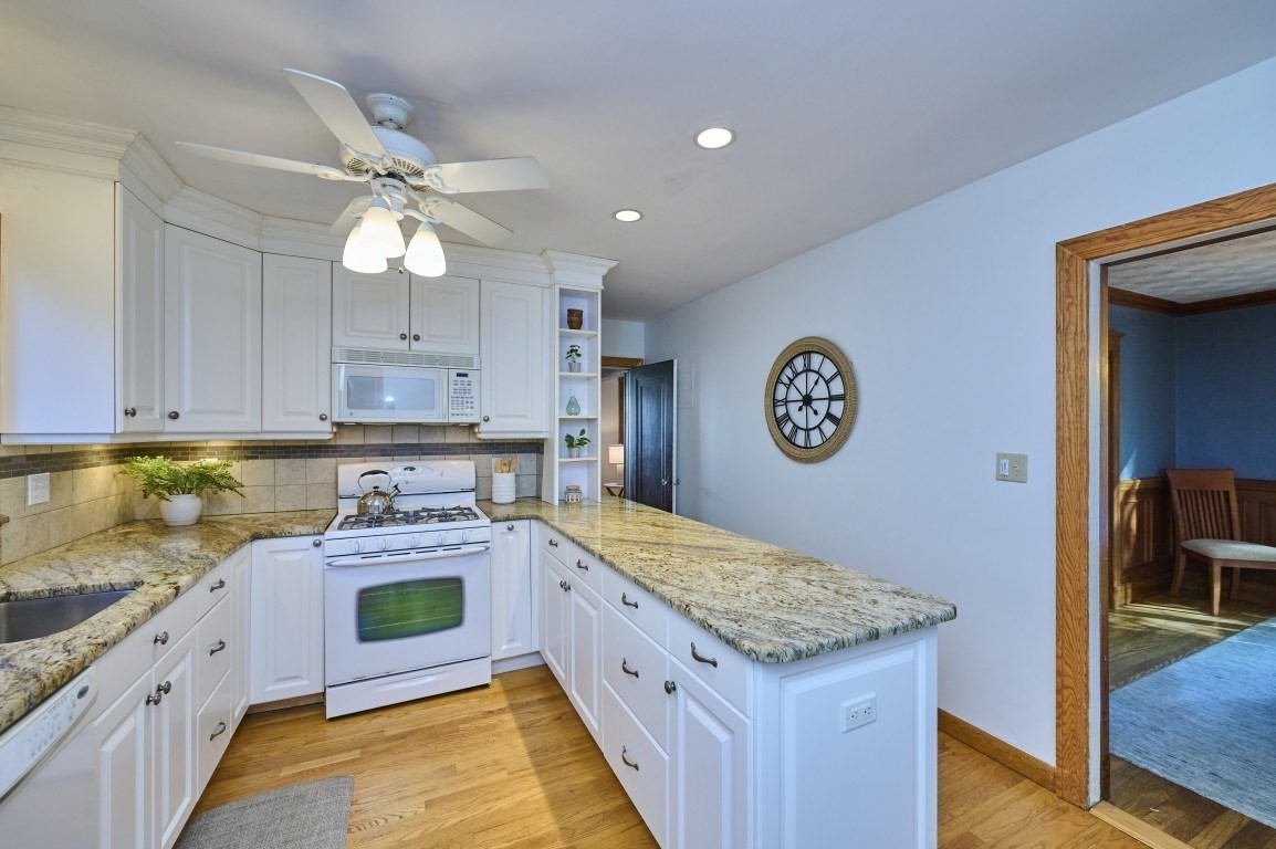 9 Princeton St Property Photo 8