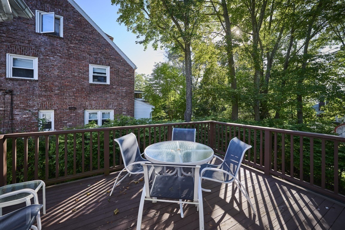 9 Princeton St Property Photo 14