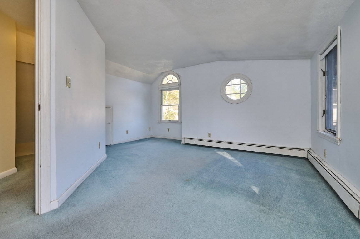 9 Princeton St Property Photo 22