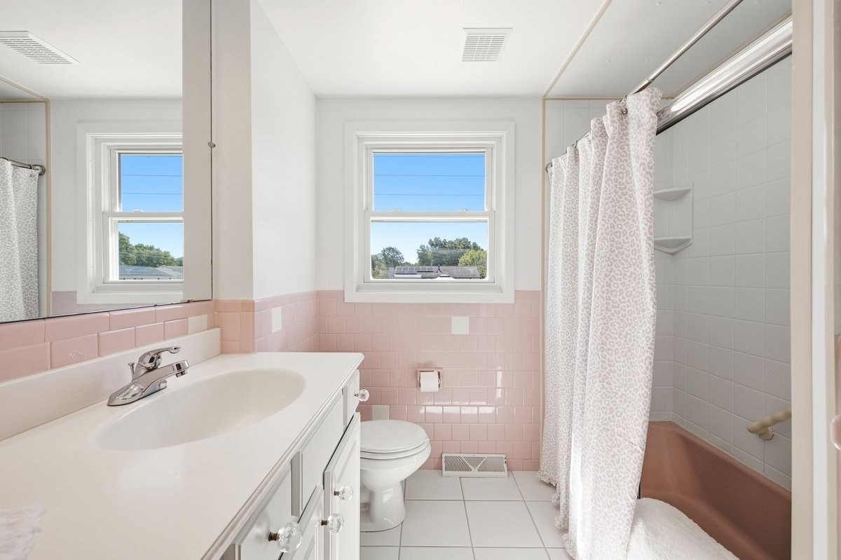 5 Moreau St Property Photo 18
