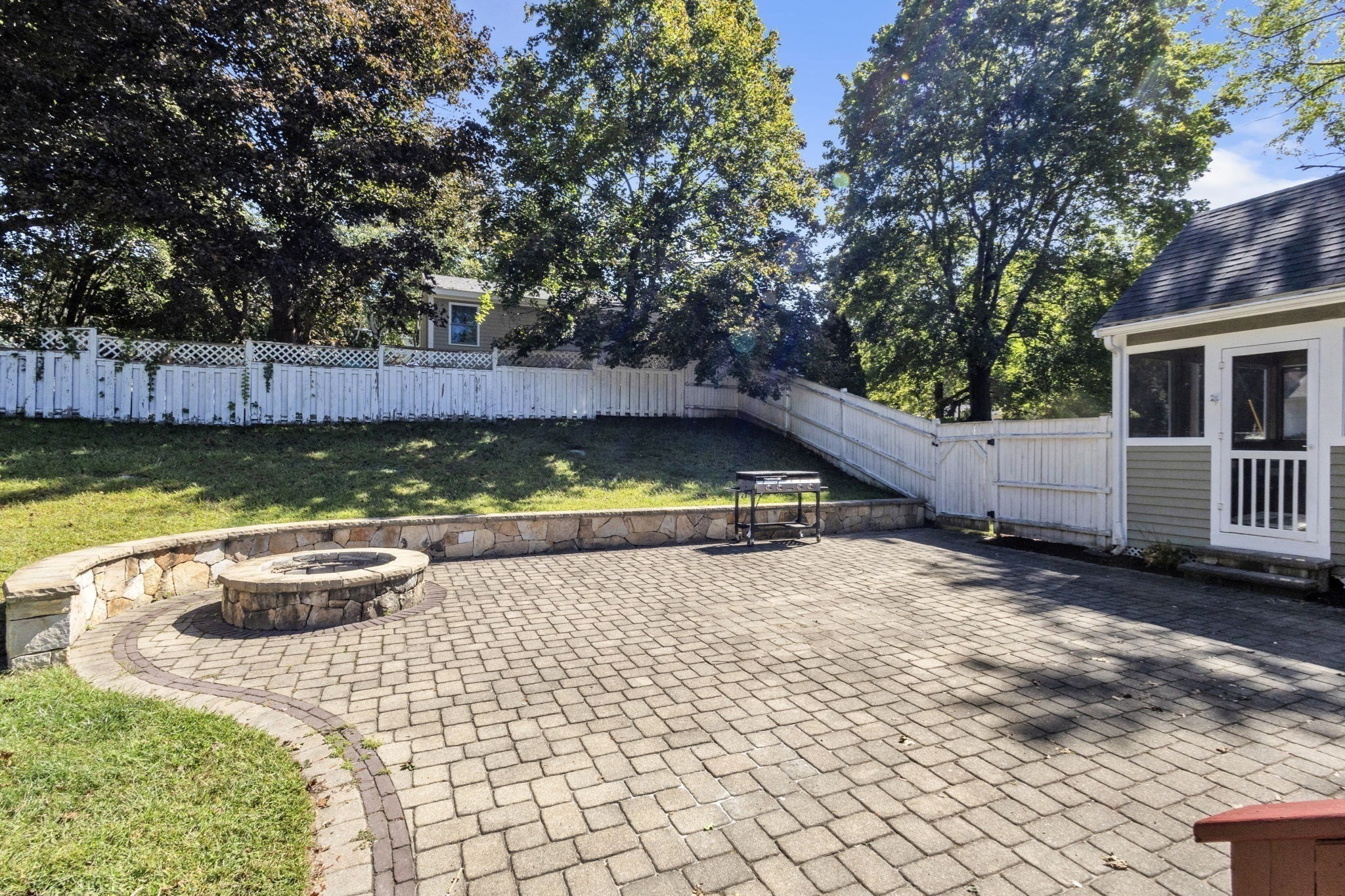 4 Stratton Rd Property Photo 37