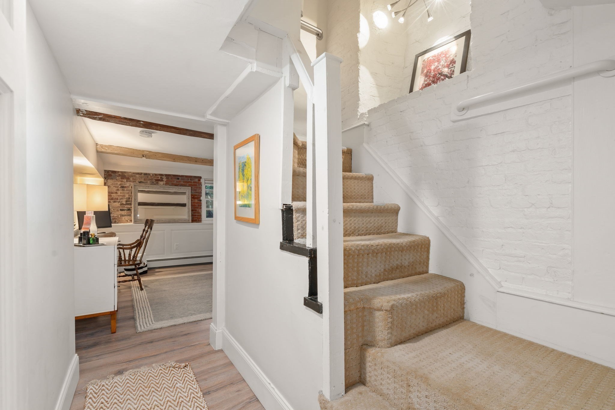 41 Middle St Property Photo 6