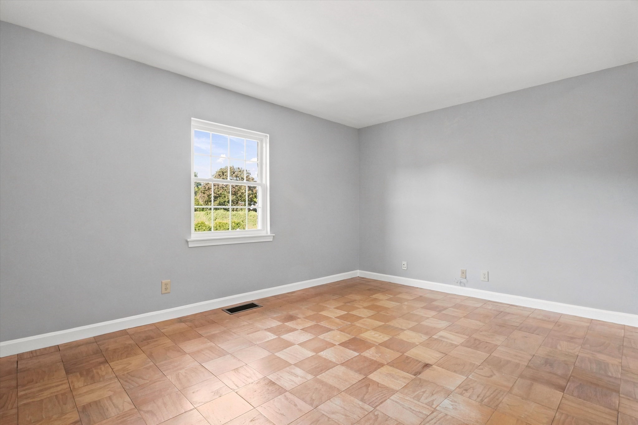 104 Windsor Drive # 104 Property Photo 19