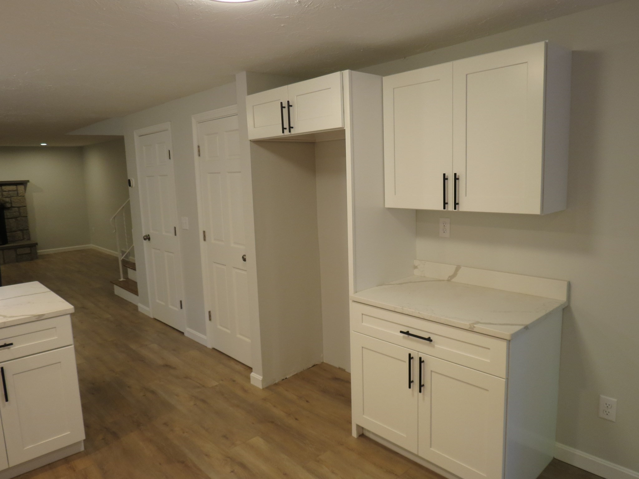 48 Grove St Property Photo 9
