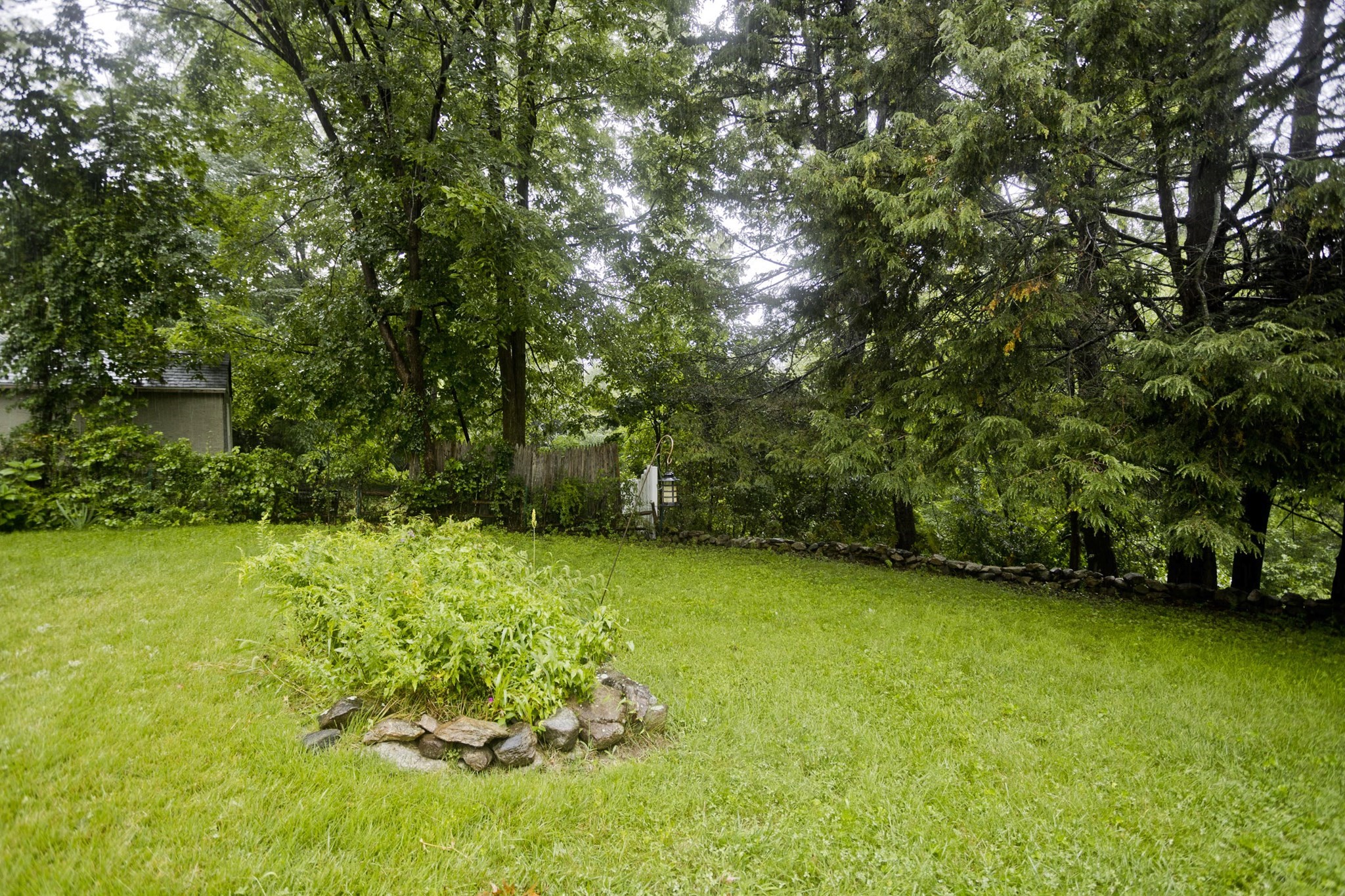 55 Arden St Property Photo 5