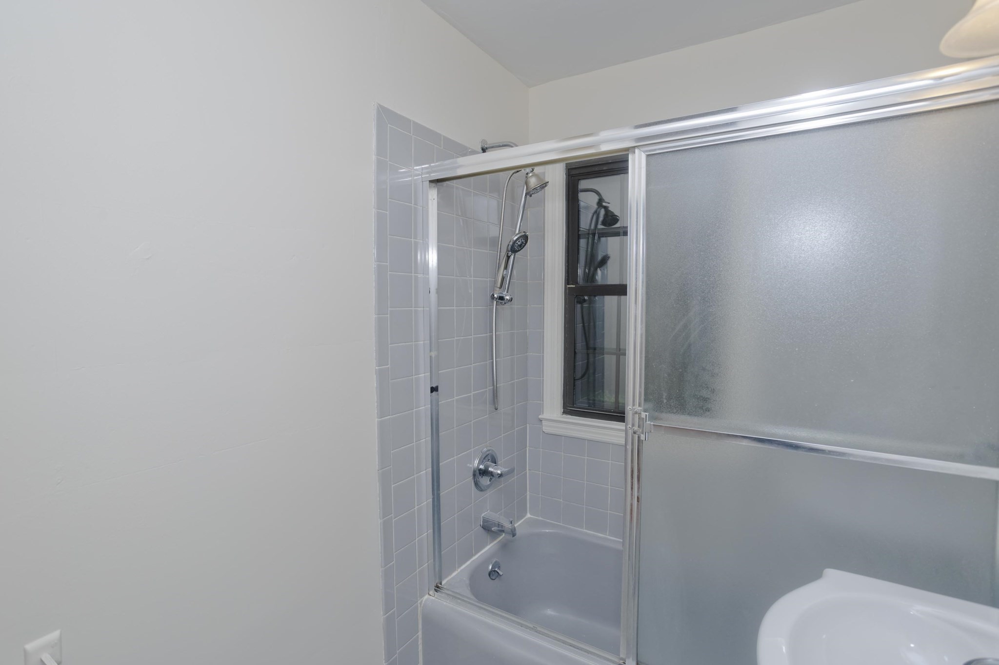 55 Arden St Property Photo 22