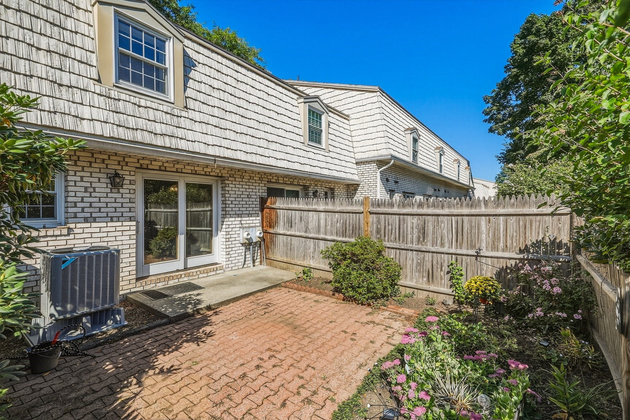 152 Corey Colonial # 152 Property Photo 5